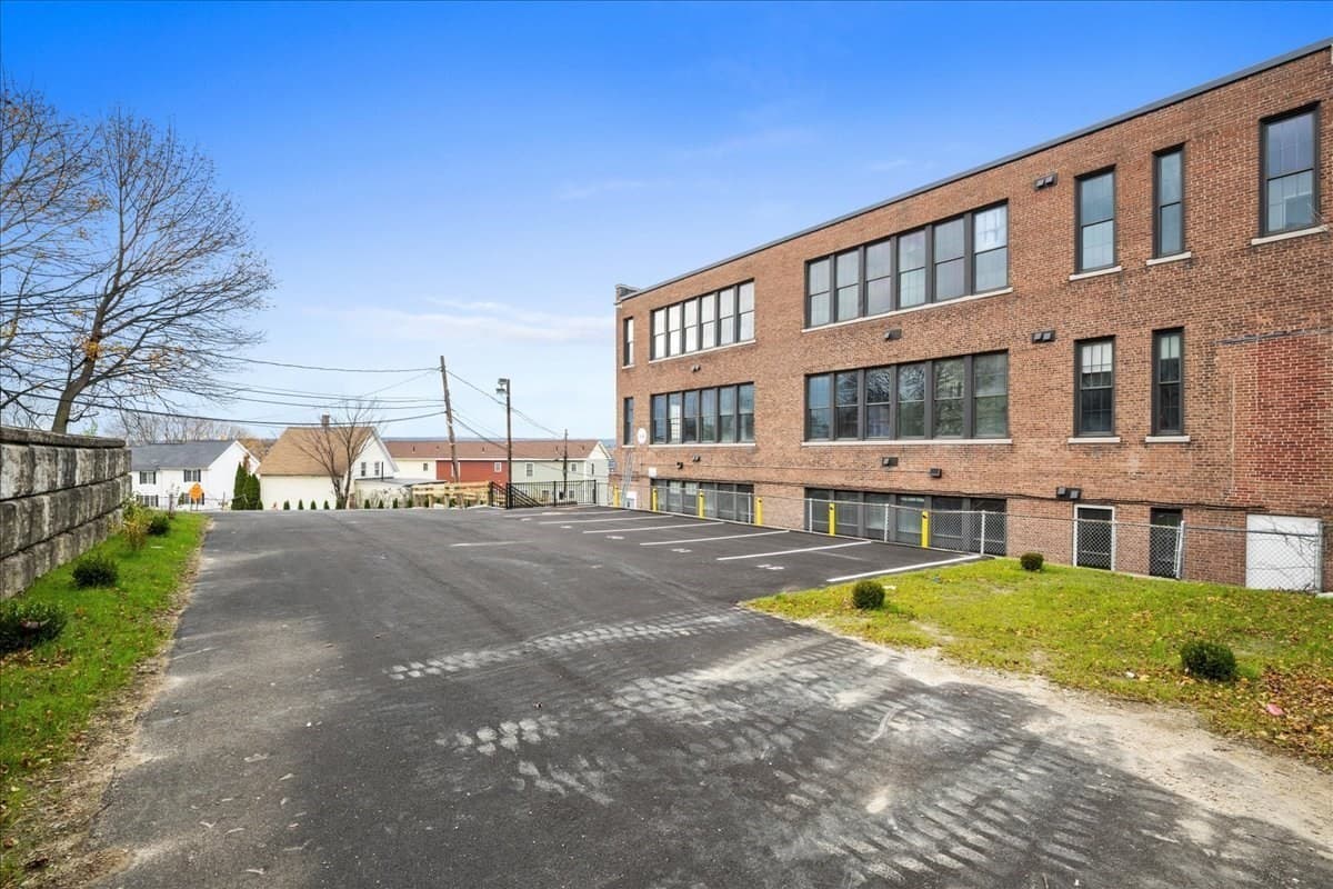 Commercial Sale at 22 Waverly St, Worcester MA 01604, Worcester, photo 8 of 40