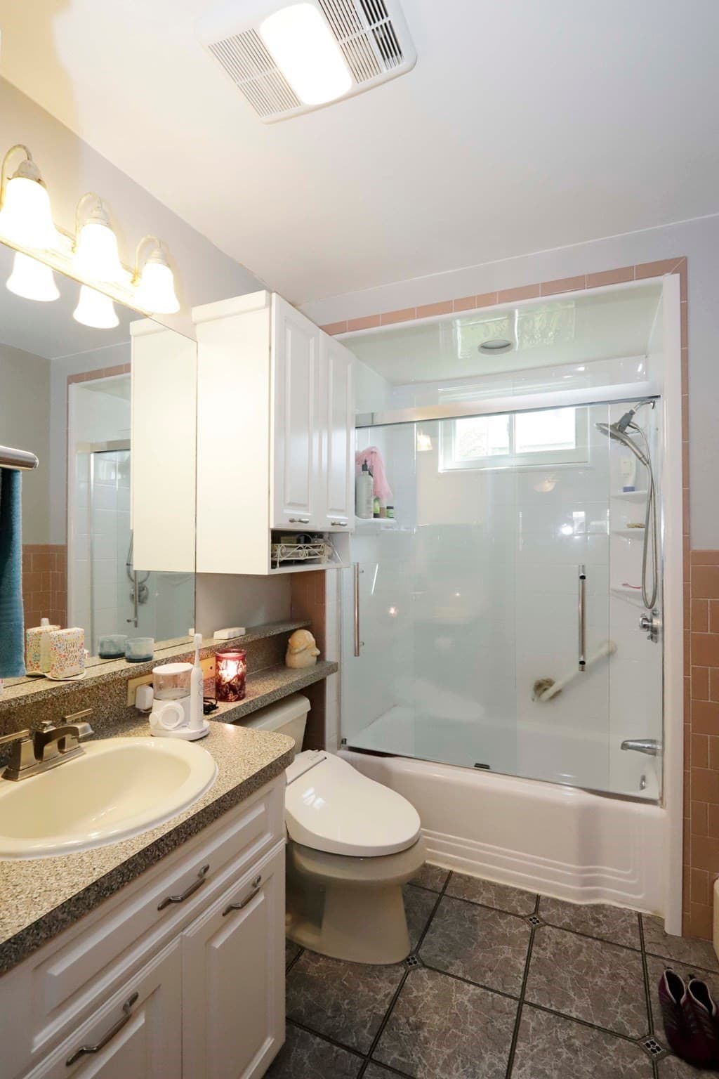 4 Family at 60 Briggs St, New Bedford MA 02740, New Bedford, photo 13 of 42