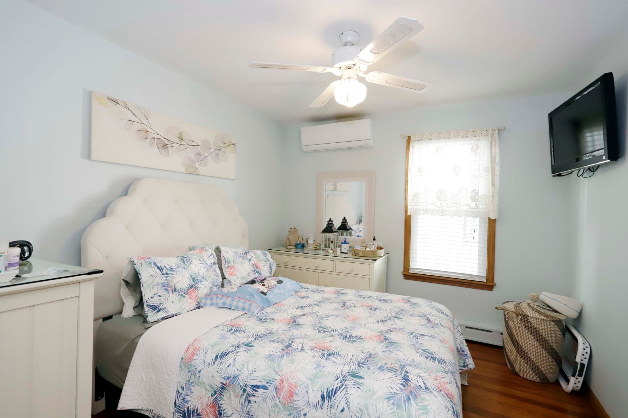 4 Family at 60 Briggs St, New Bedford MA 02740, New Bedford, photo 10 of 42