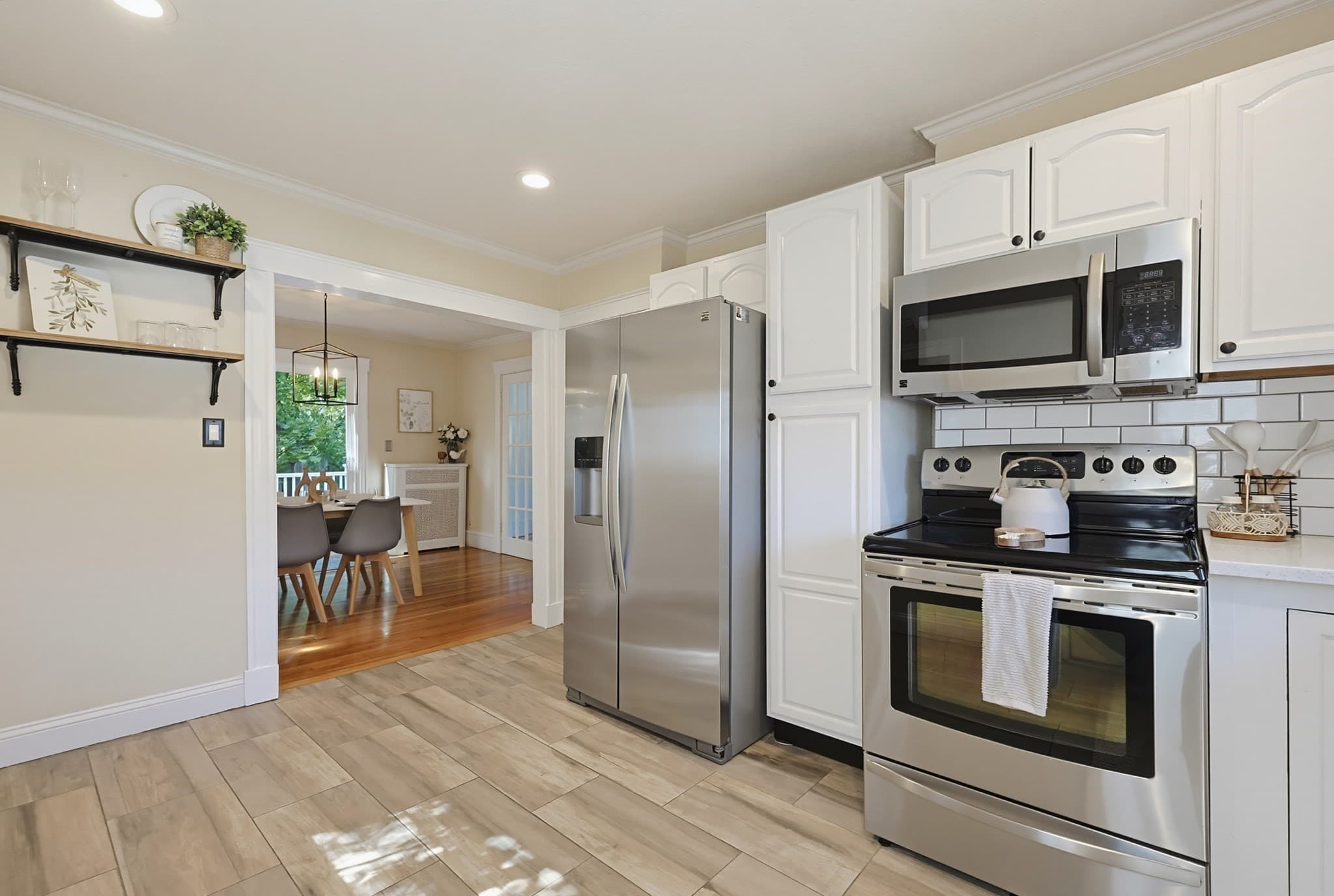 Single Family Residence at 49 Katherine Rd, Stoneham MA 02180, Stoneham, photo 4 of 41