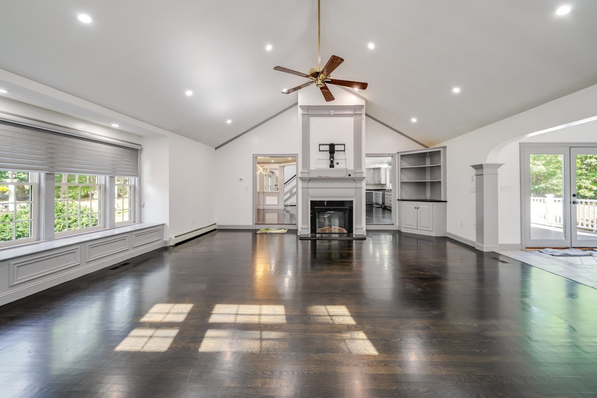 Single Family Residence at 485 E Broadway, Haverhill MA 01830, Haverhill, photo 3 of 42
