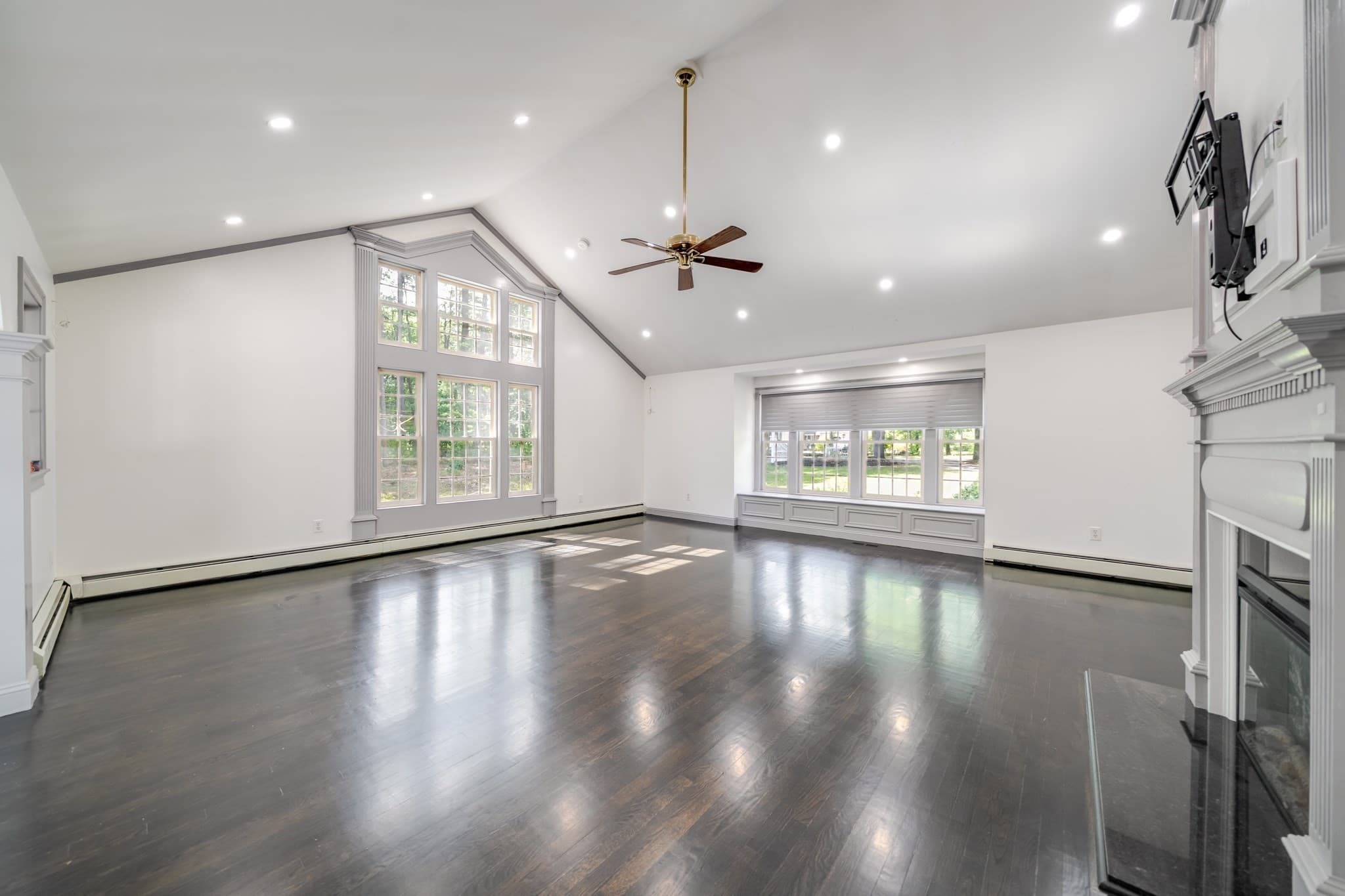 Single Family Residence at 485 E Broadway, Haverhill MA 01830, Haverhill, photo 5 of 42