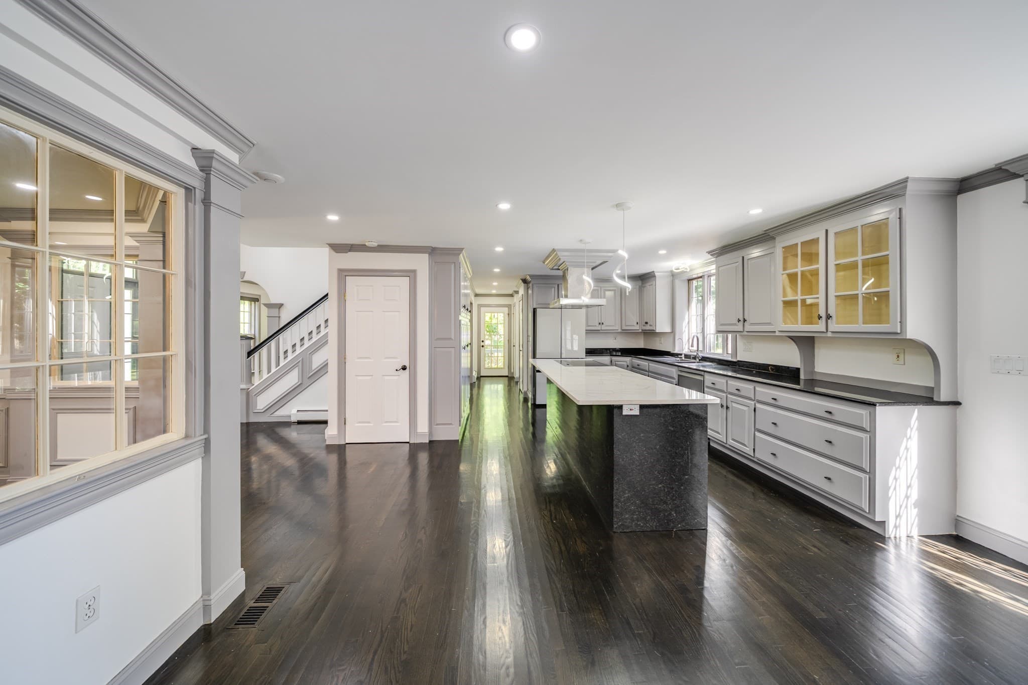 Single Family Residence at 485 E Broadway, Haverhill MA 01830, Haverhill, photo 8 of 42