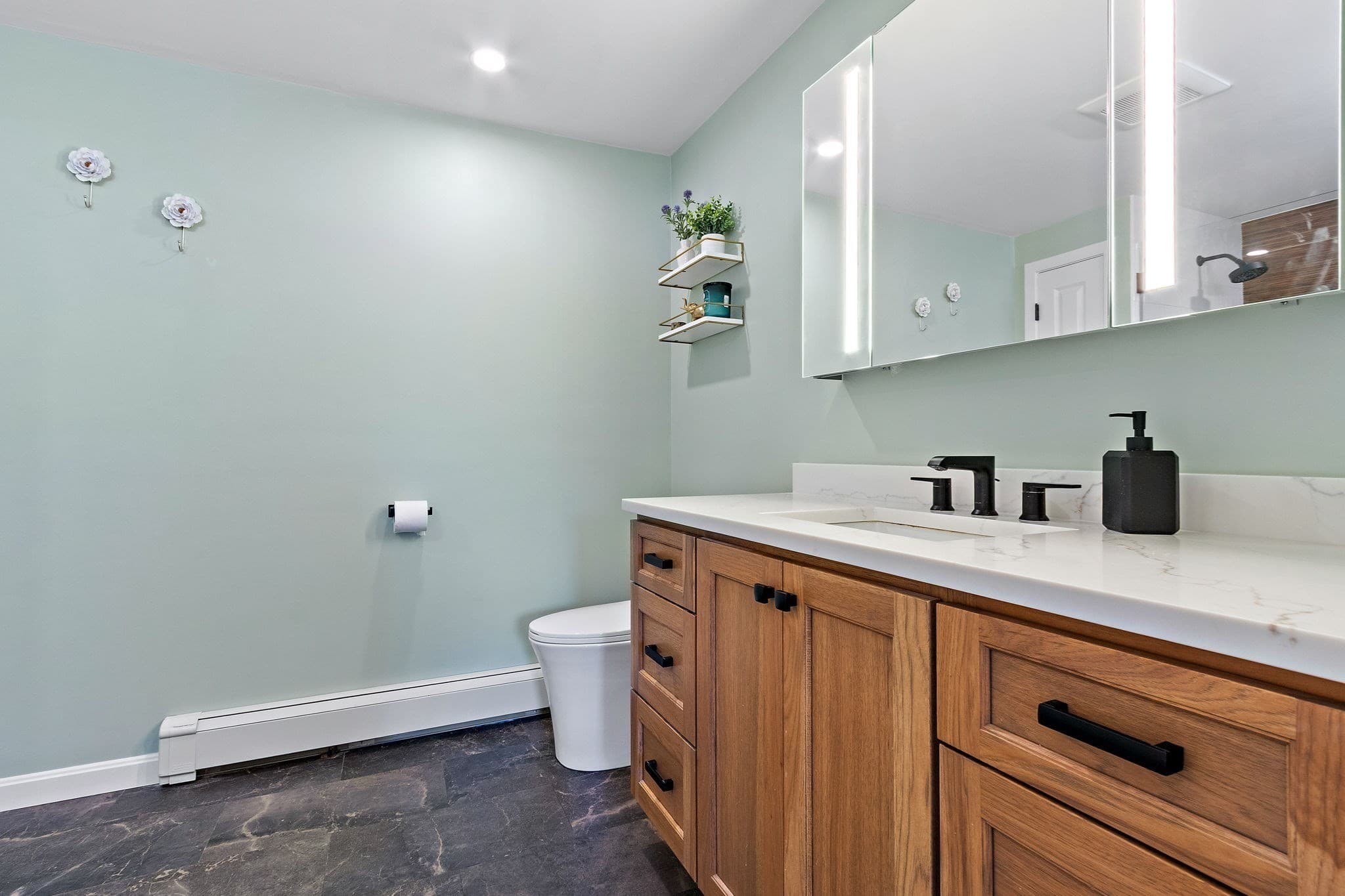 Condominium at 11 Magnolia Dr # 11, Franklin MA 02038, Franklin, photo 8 of 42
