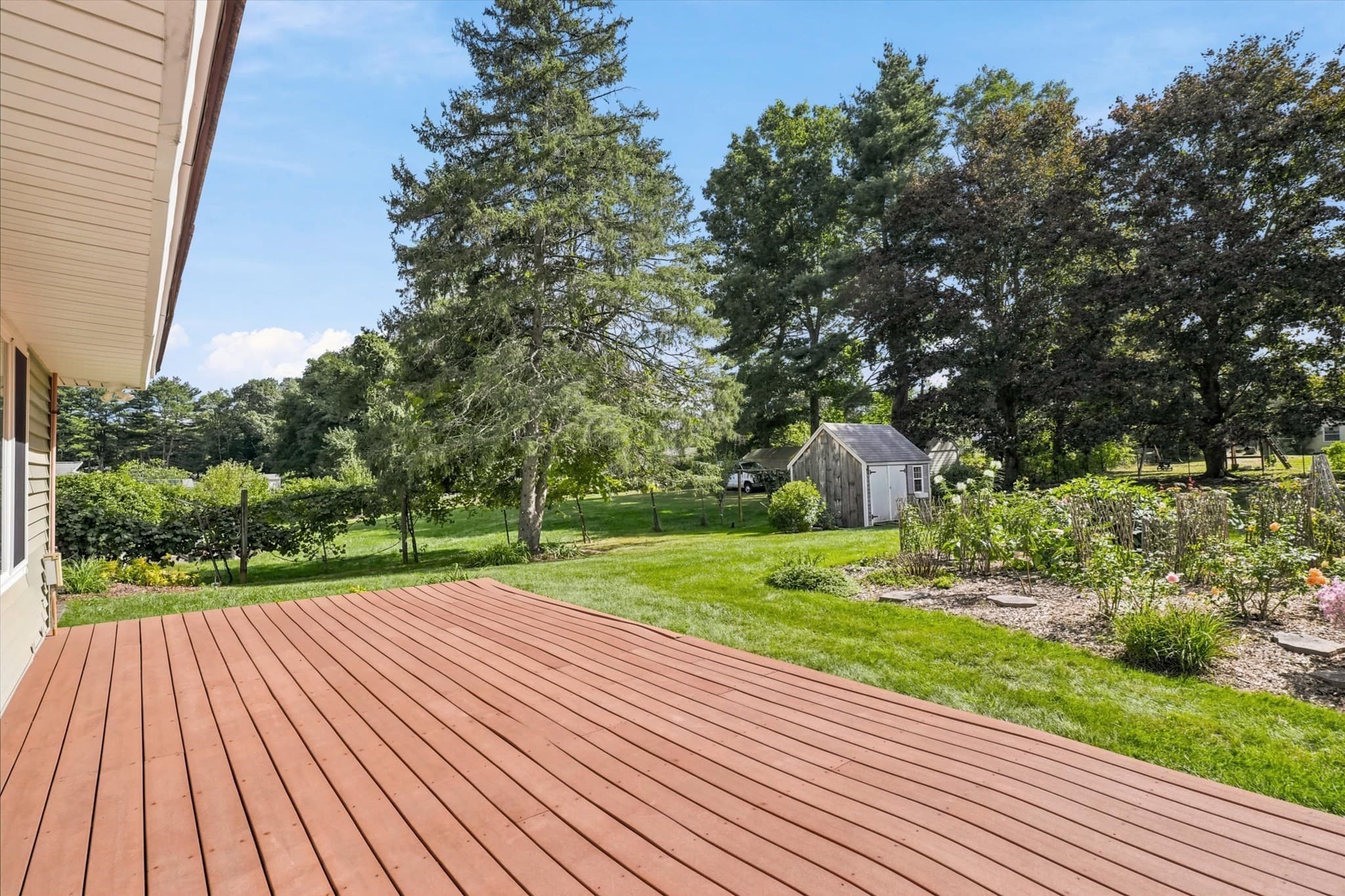 Single Family Residence at 15 Eaton Rd W, Framingham MA 01701, Framingham, photo 30 of 41