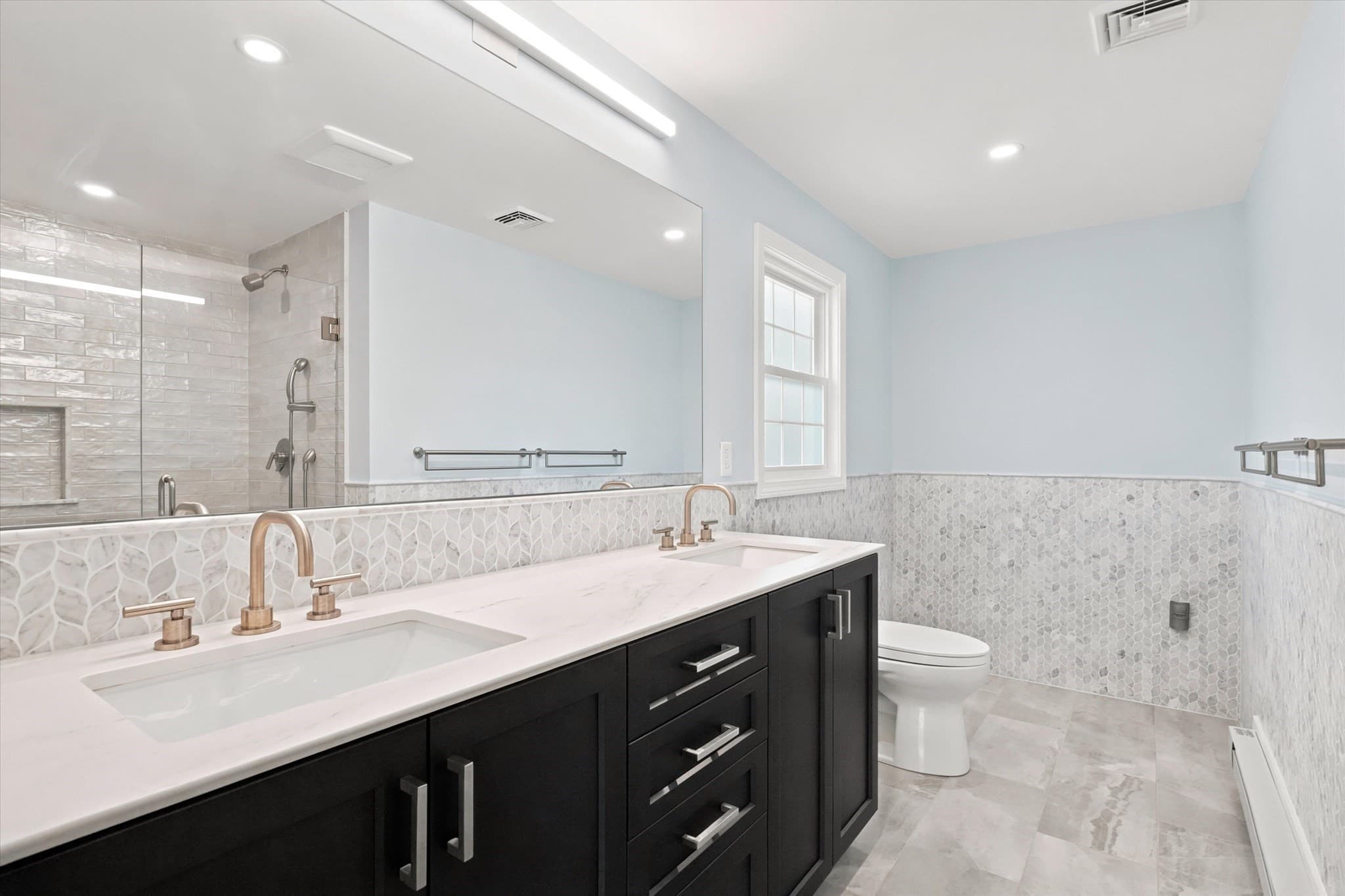 Single Family Residence at 15 Eaton Rd W, Framingham MA 01701, Framingham, photo 18 of 41