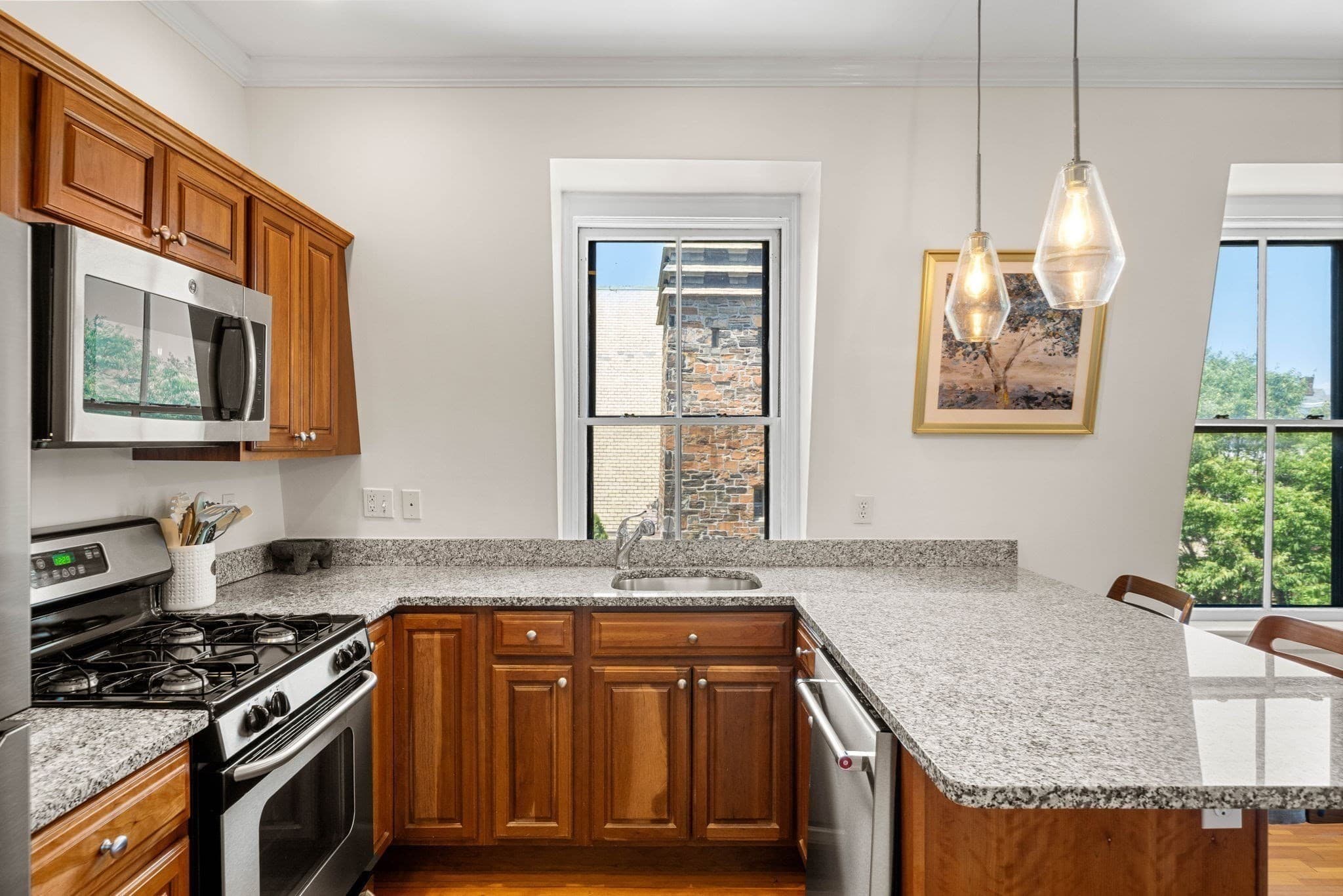 Condominium at 400 Broadway # 7, Somerville MA 02145, Somerville, photo 6 of 24