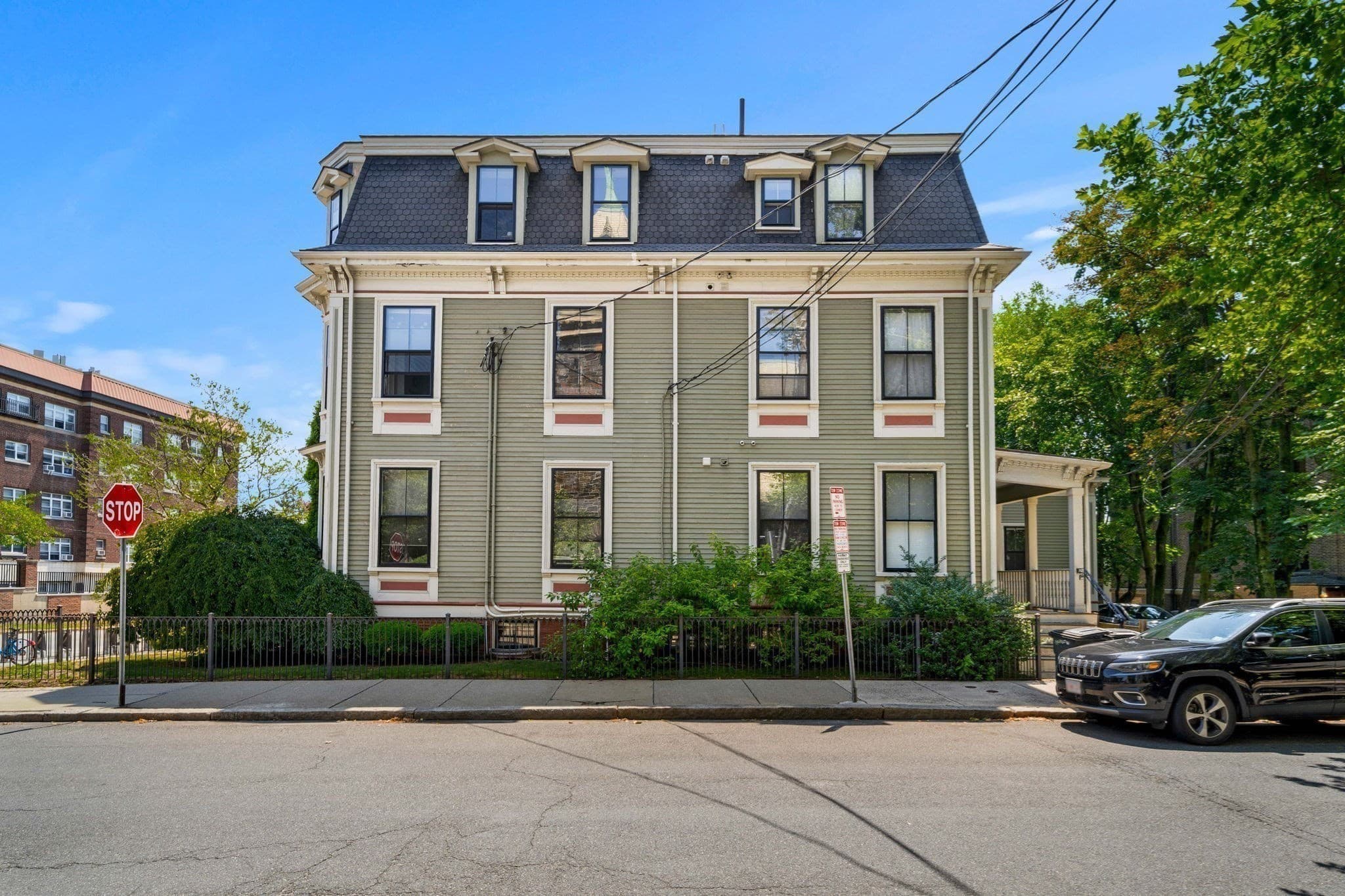 Condominium at 400 Broadway # 7, Somerville MA 02145, Somerville, photo 19 of 24