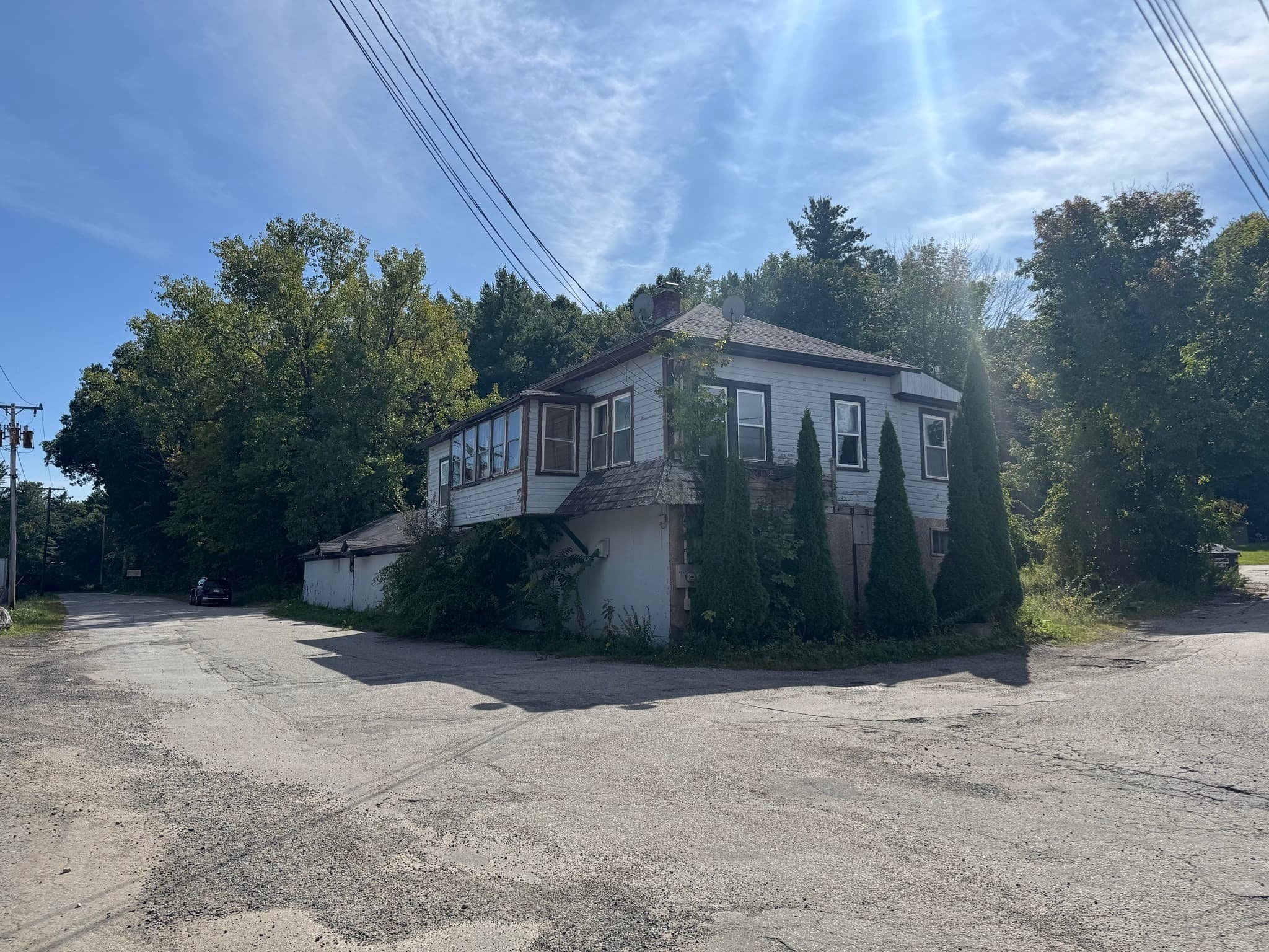 6 Gillespie Rd, Charlton MA 01507