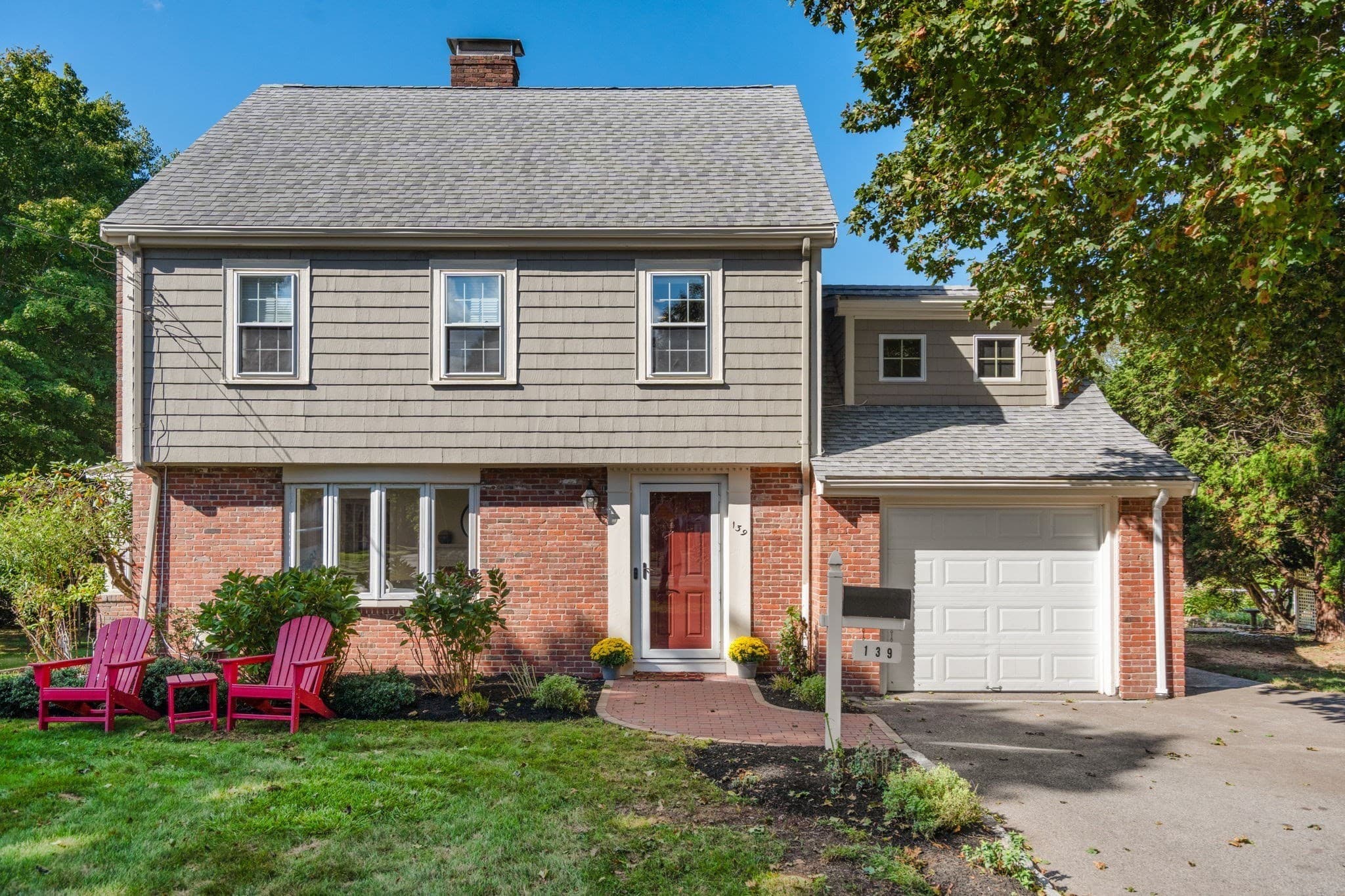 Single Family Residence at 139 Webster St, Needham MA 02494, Needham, photo 3 of 39