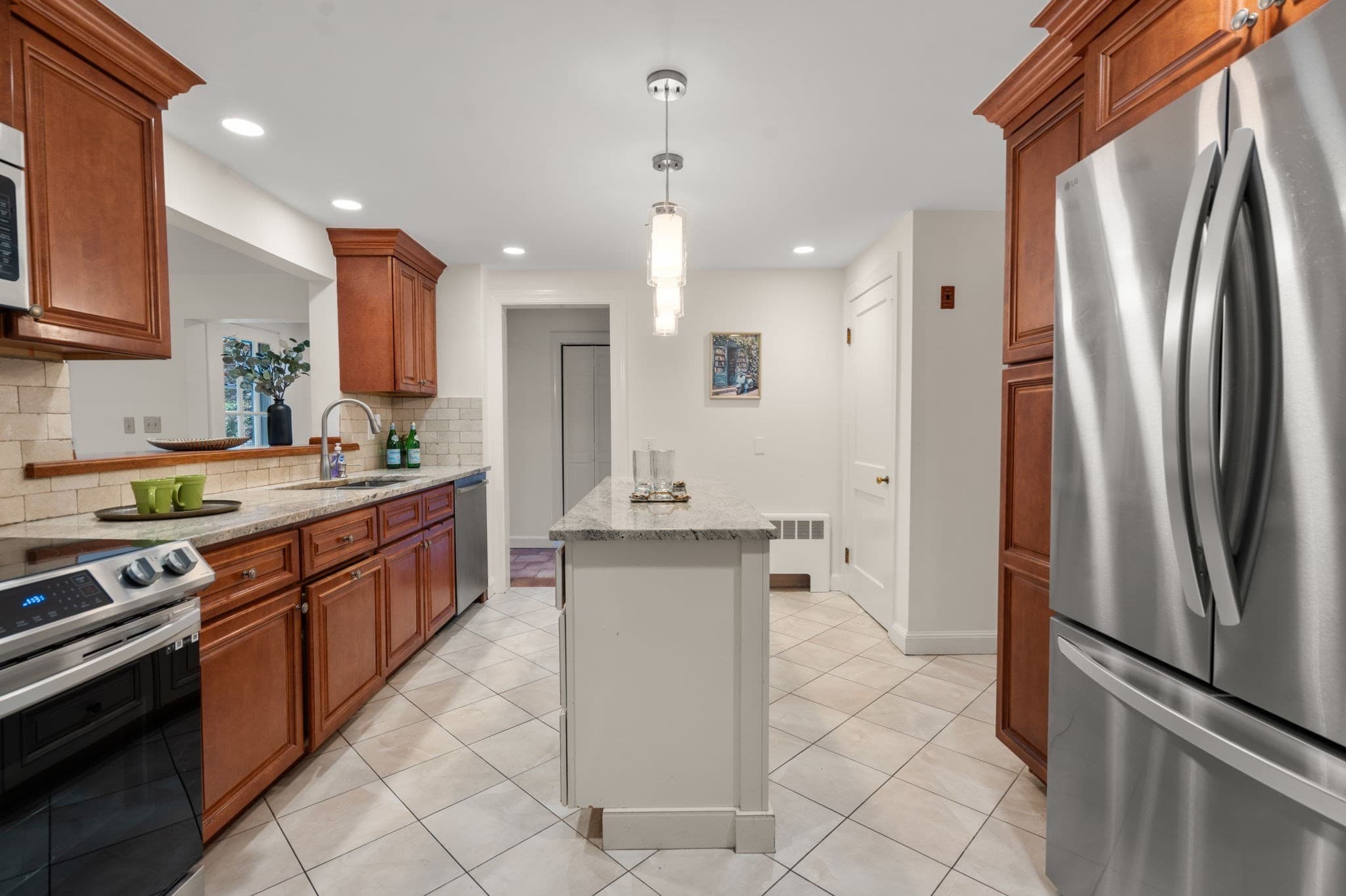 Single Family Residence at 139 Webster St, Needham MA 02494, Needham, photo 9 of 39