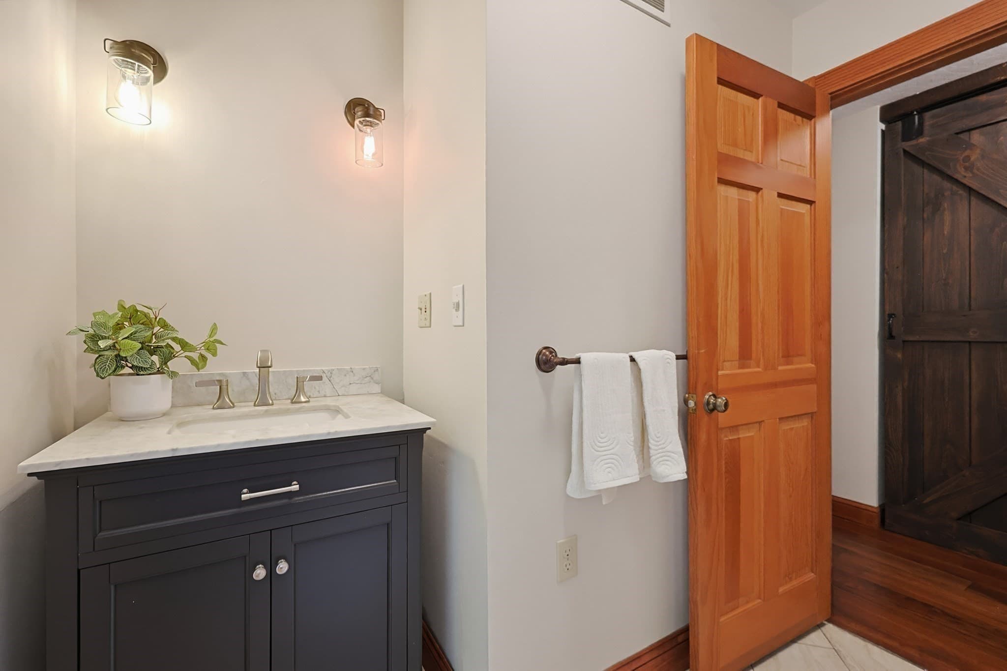 Single Family Residence at 510 Mendon St, Uxbridge MA 01569, Uxbridge, photo 18 of 42