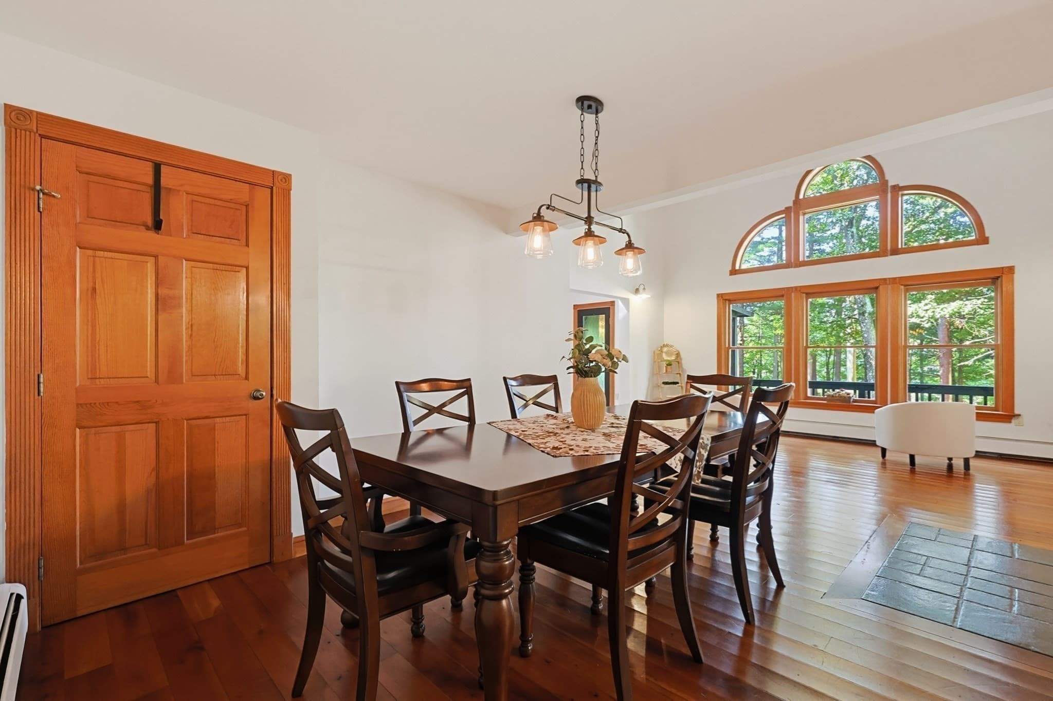 Single Family Residence at 510 Mendon St, Uxbridge MA 01569, Uxbridge, photo 8 of 42