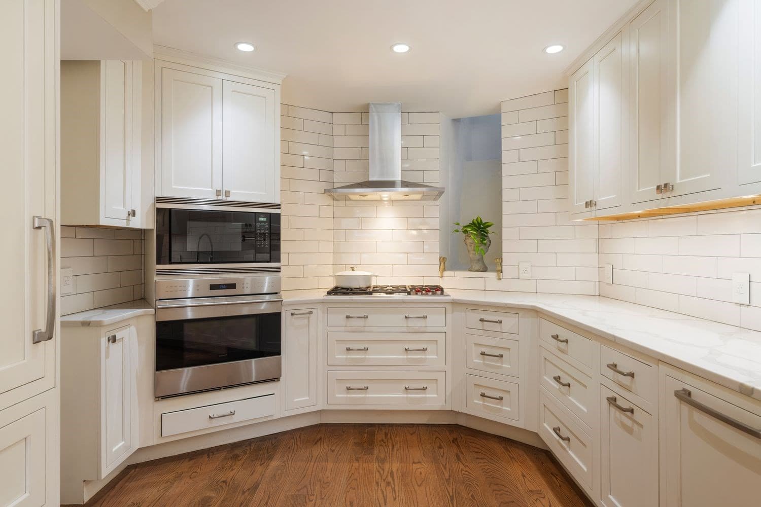 Condominium at 38 Rutland Sq # 1, Boston MA 02118, Boston, photo 6 of 25