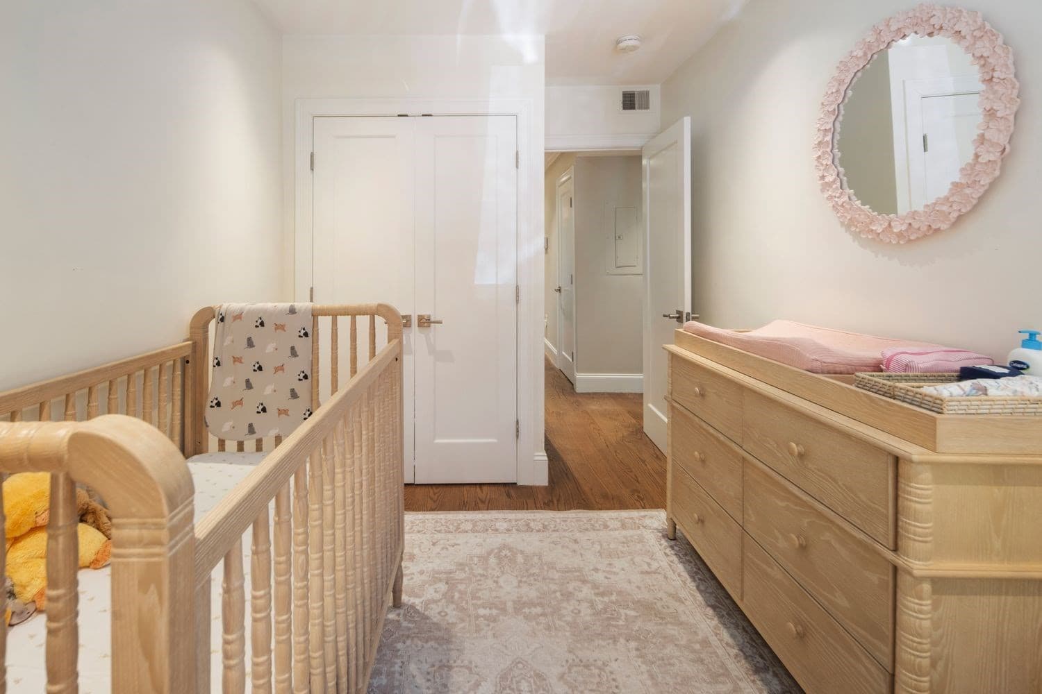 Condominium at 38 Rutland Sq # 1, Boston MA 02118, Boston, photo 16 of 25