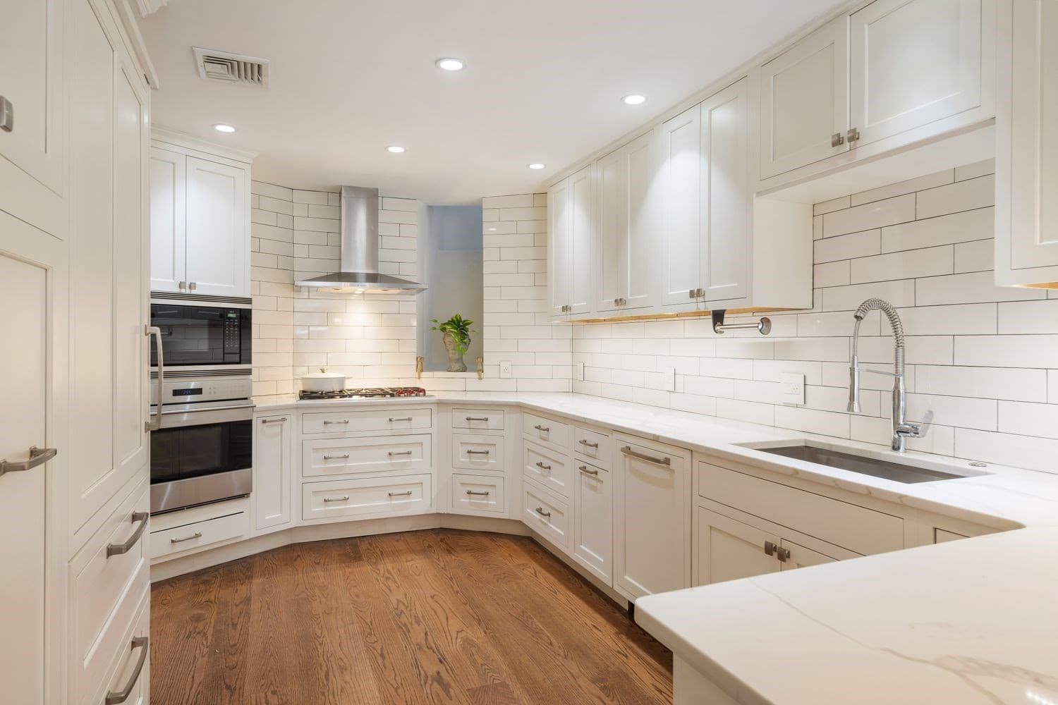 38 Rutland Sq # 1, Boston MA 02118