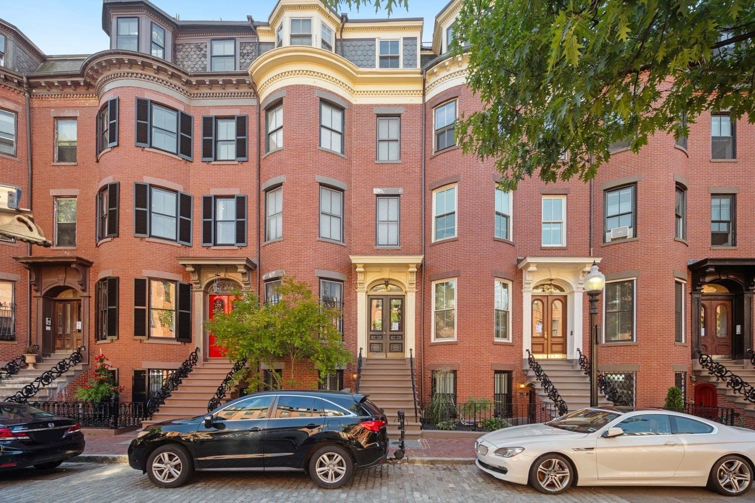 Condominium at 38 Rutland Sq # 1, Boston MA 02118, Boston, photo 24 of 25
