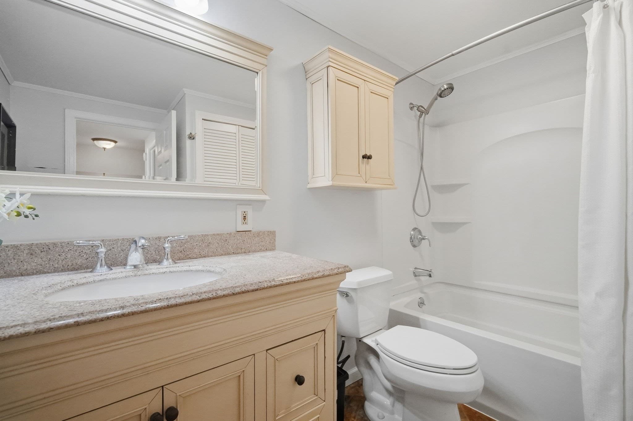 Condominium at 144 Autumn, Agawam MA 01001, Agawam, photo 17 of 37