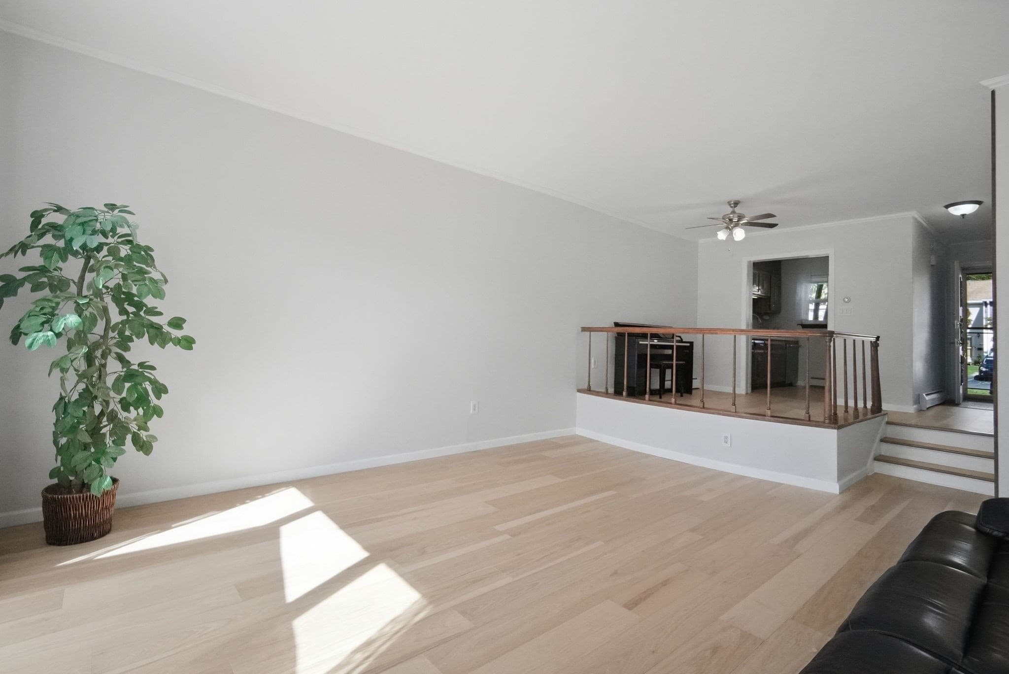 Condominium at 144 Autumn, Agawam MA 01001, Agawam, photo 7 of 37