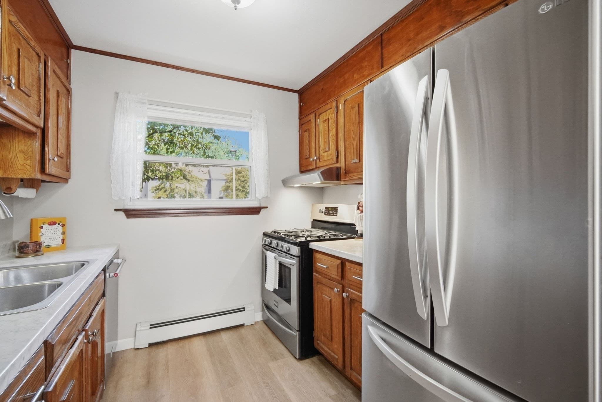 Condominium at 144 Autumn, Agawam MA 01001, Agawam, photo 10 of 37