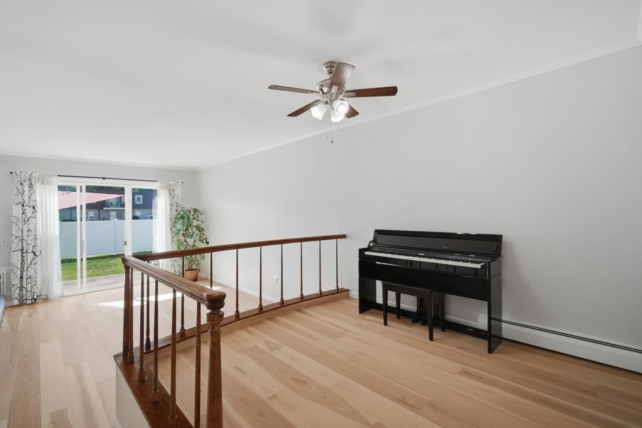 Condominium at 144 Autumn, Agawam MA 01001, Agawam, photo 8 of 37