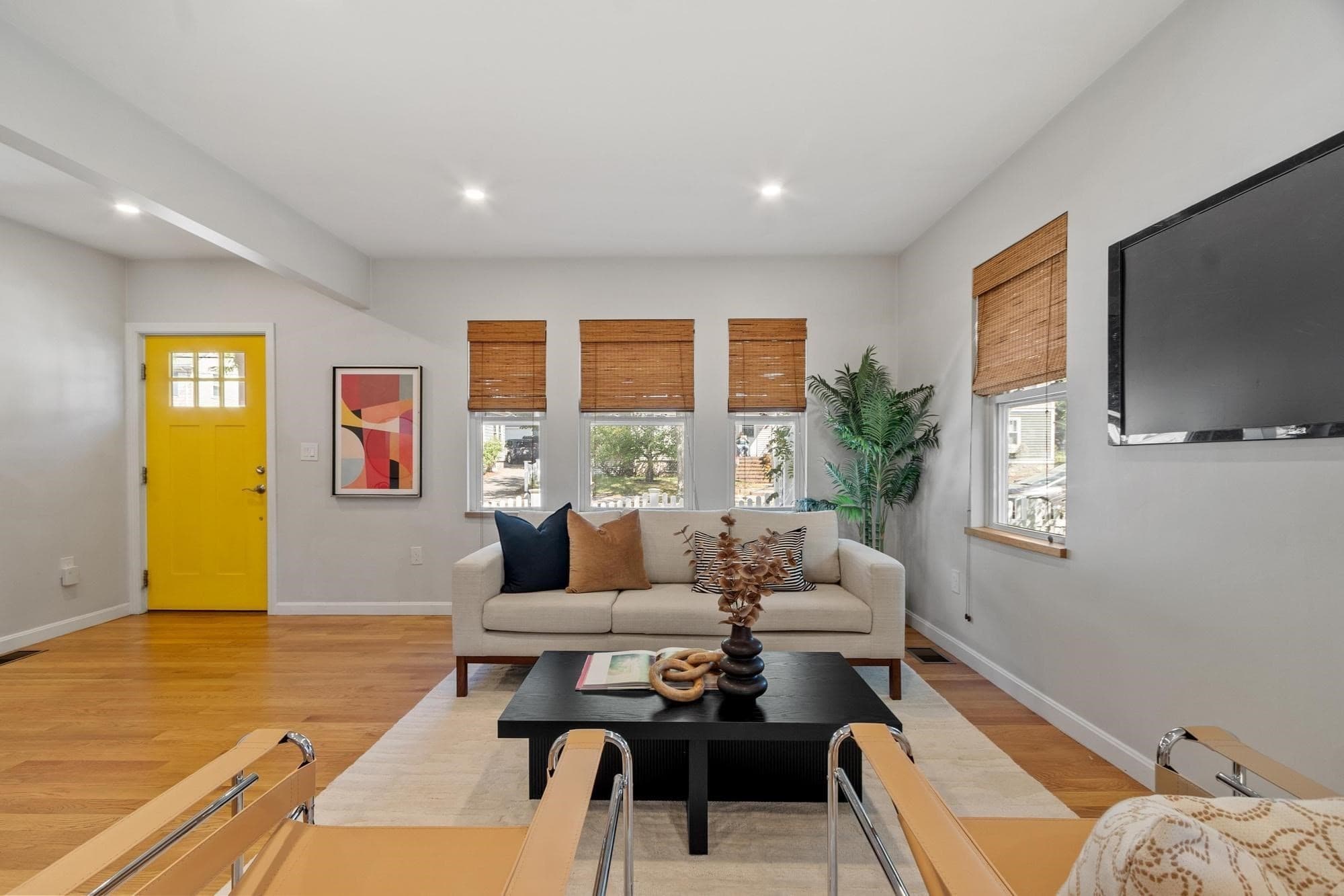 Condominium at 574-576 Lagrange St # 574, Boston MA 02132, Boston, photo 5 of 39