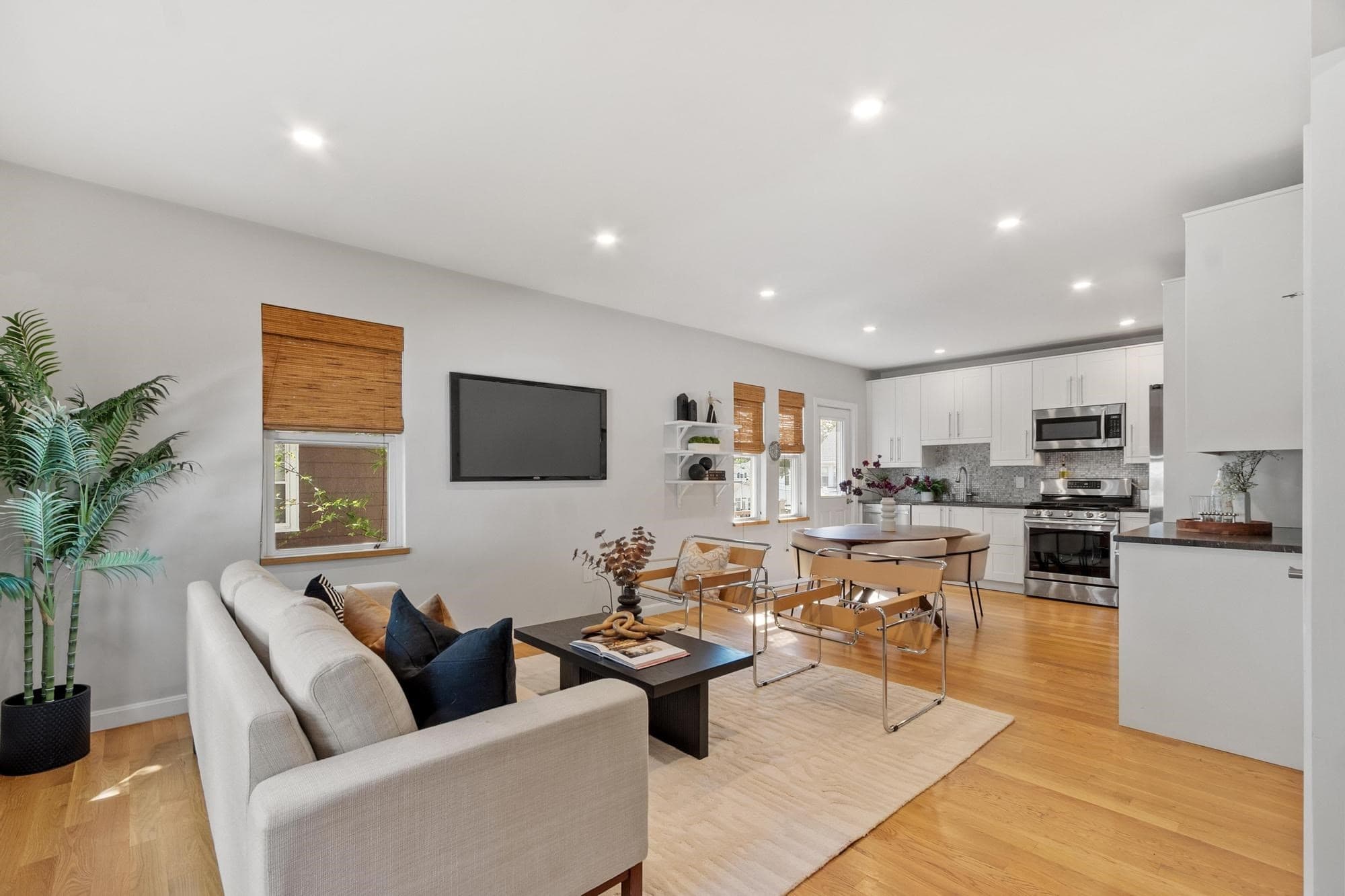 Condominium at 574-576 Lagrange St # 574, Boston MA 02132, Boston, photo 9 of 39