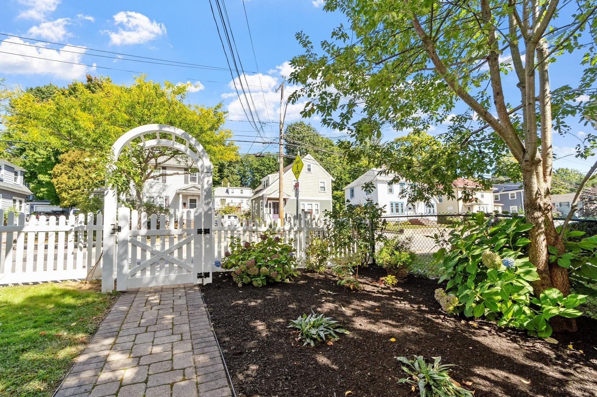 Condominium at 574-576 Lagrange St # 574, Boston MA 02132, Boston, photo 31 of 39