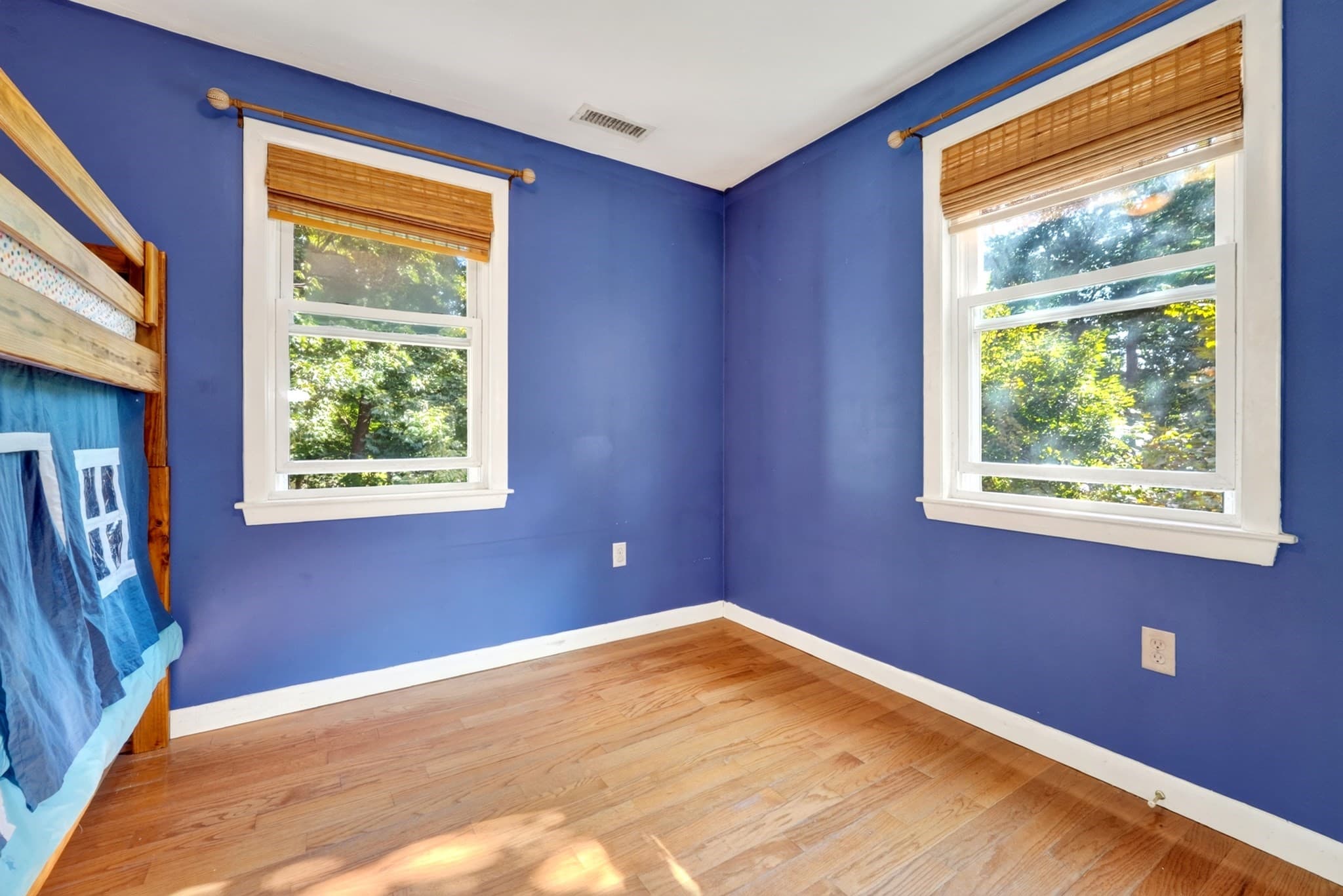 Single Family Residence at 203 Lakeview Ave, Tyngsborough MA 01879, Tyngsborough, photo 10 of 38