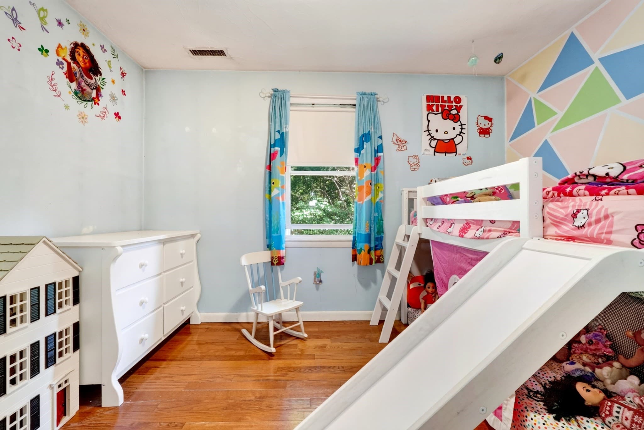 Single Family Residence at 203 Lakeview Ave, Tyngsborough MA 01879, Tyngsborough, photo 14 of 38