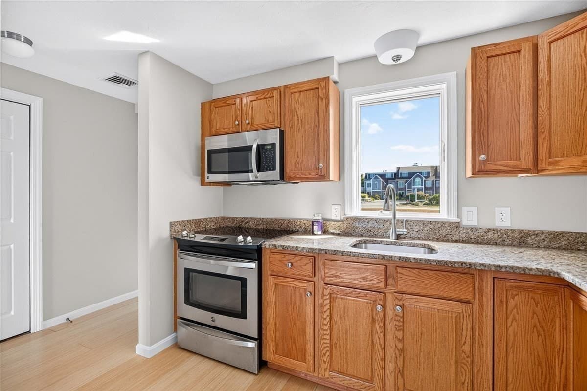 Condominium at 30 Highland Ter # 3005, Plymouth MA 02360, Plymouth, photo 6 of 41