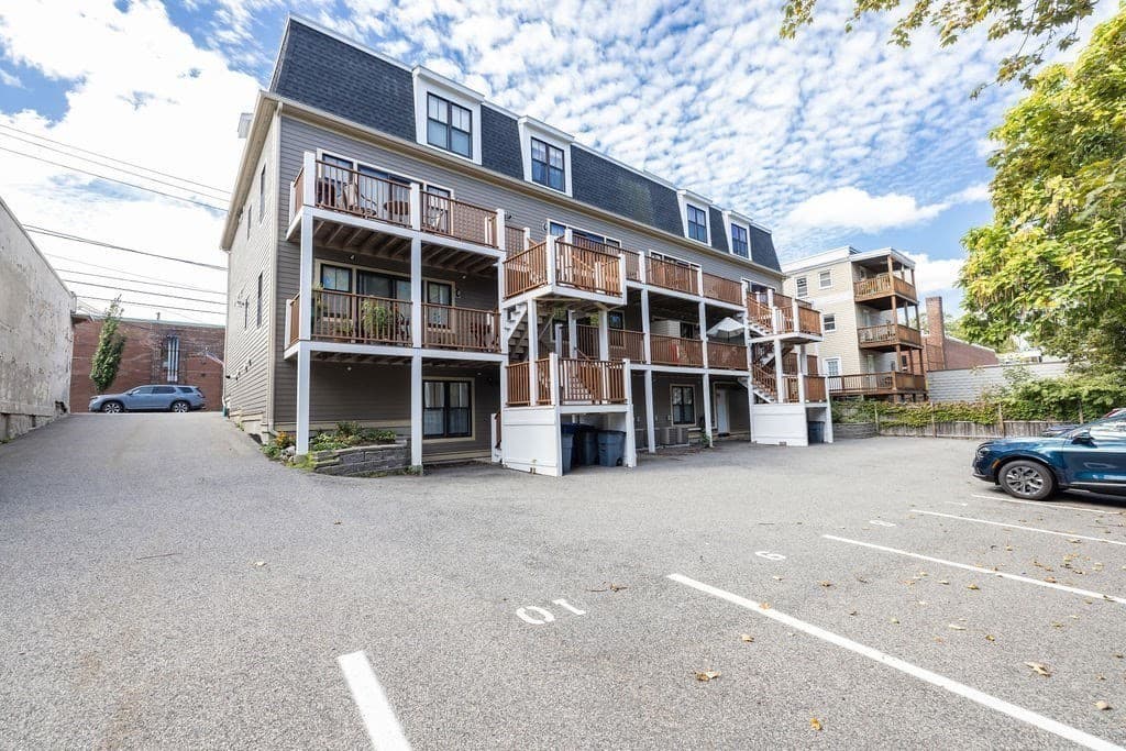 Condominium at 110 Park St # 5, Boston MA 02132, Boston, photo 17 of 17