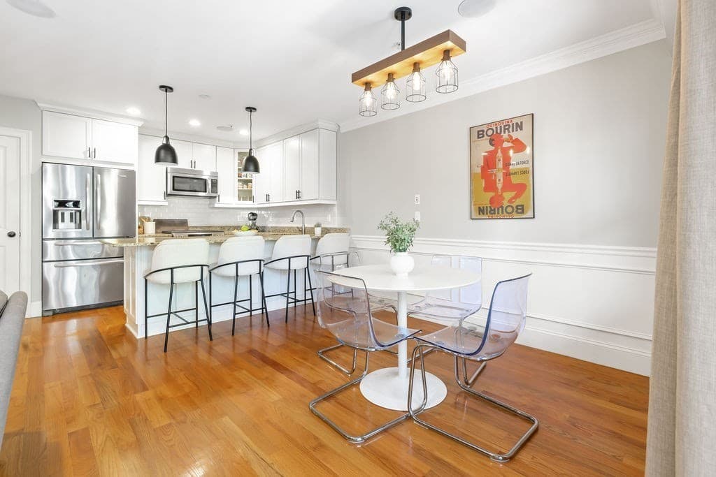 Condominium at 110 Park St # 5, Boston MA 02132, Boston, photo 4 of 17