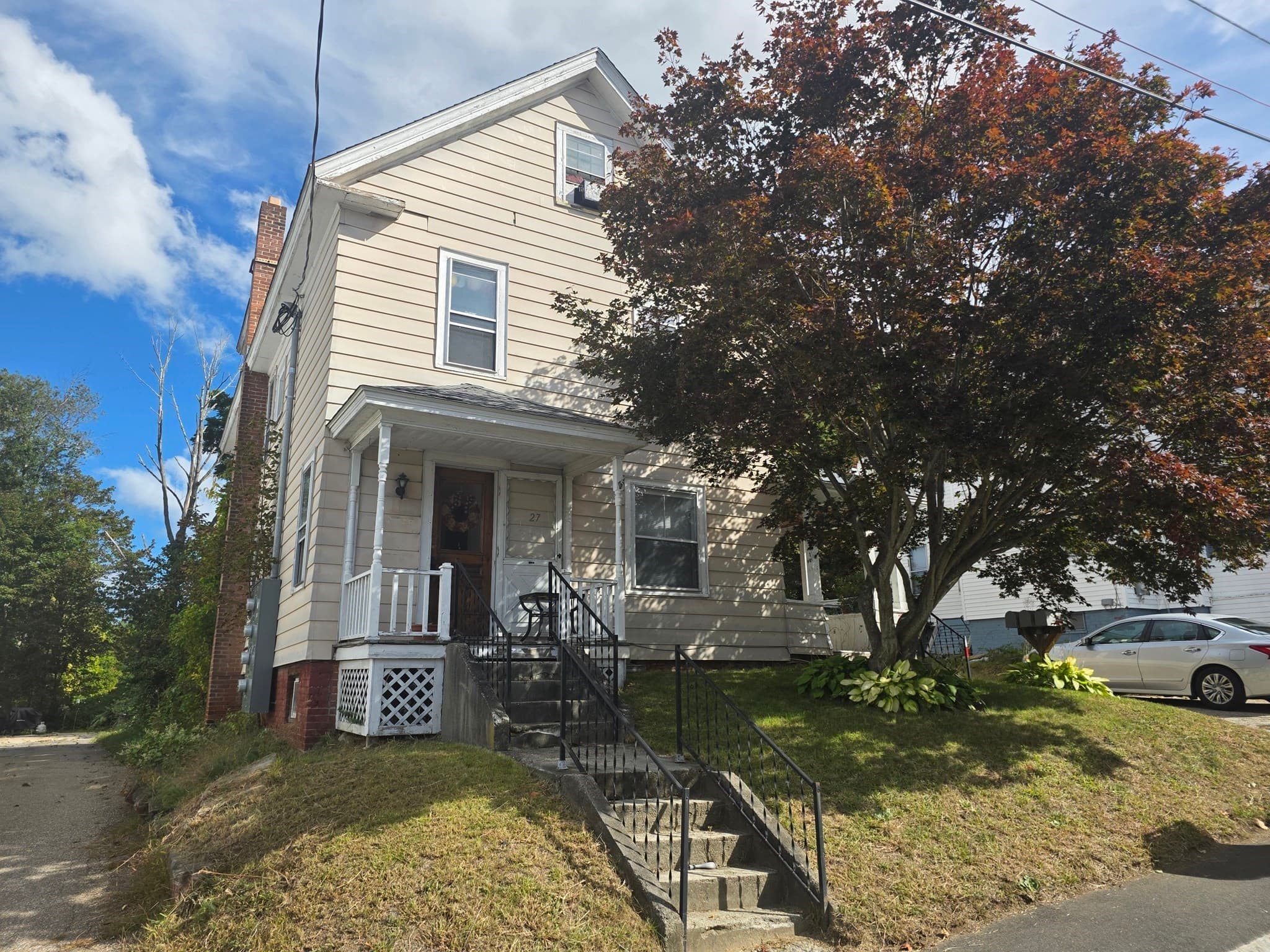 27 Walnut St, Ware MA 01082