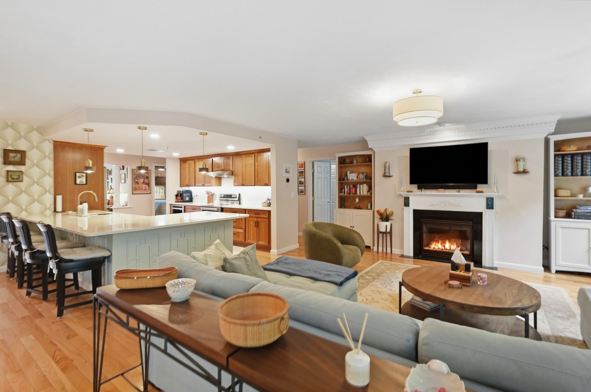Condominium at 410 Rembrandt Way # 410, Abington MA 02351, Abington, photo 19 of 42