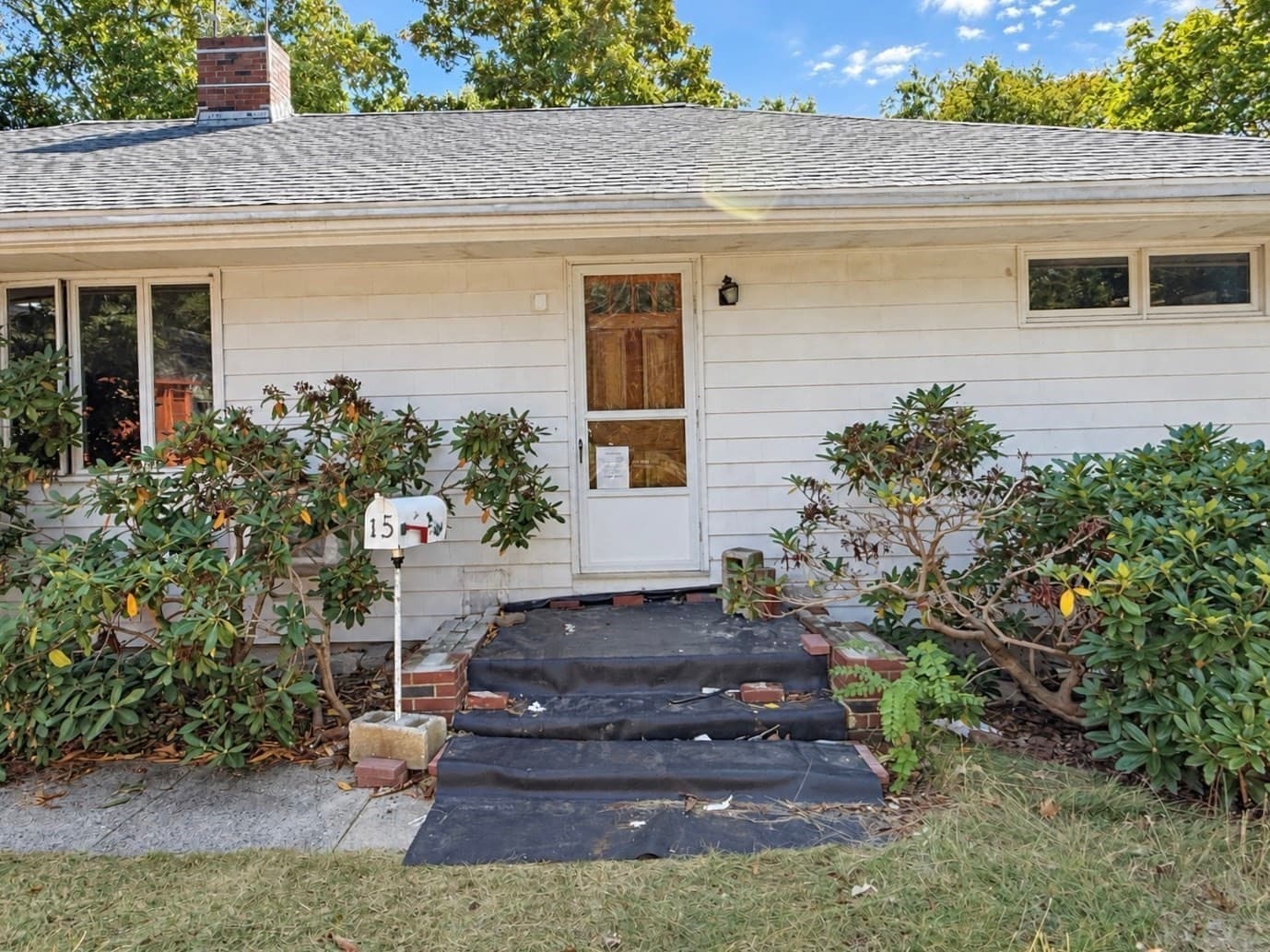 Single Family Residence at 15 Kelley Rd, Salem MA 01970, Salem, photo 2 of 30