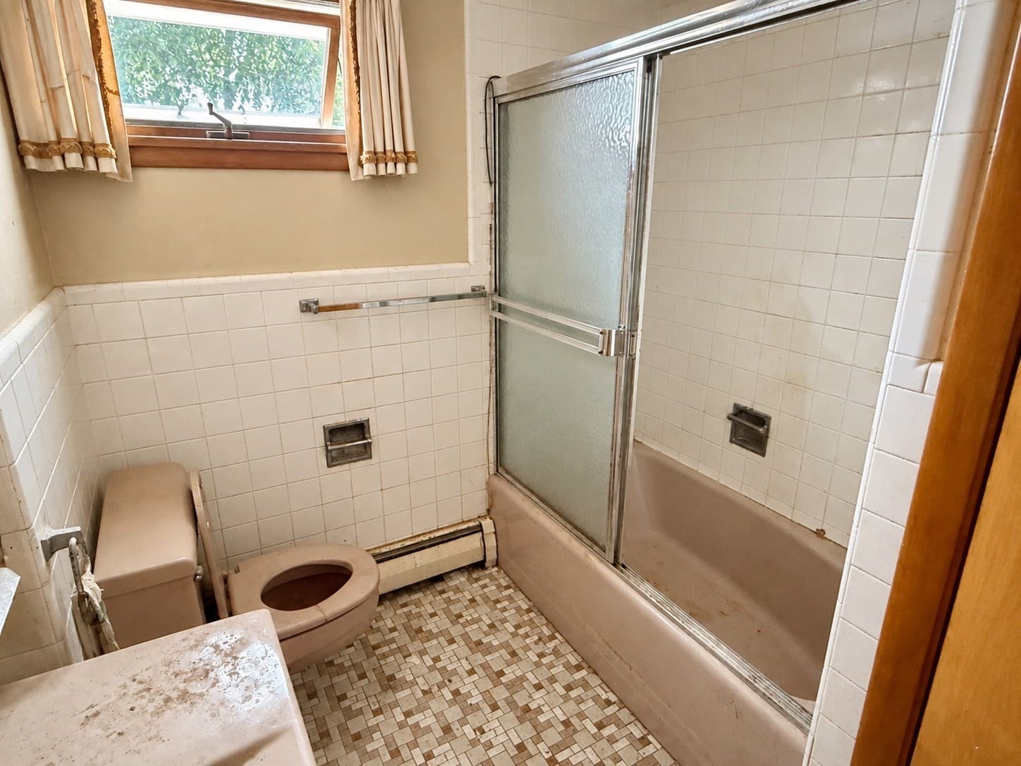 Single Family Residence at 15 Kelley Rd, Salem MA 01970, Salem, photo 14 of 30