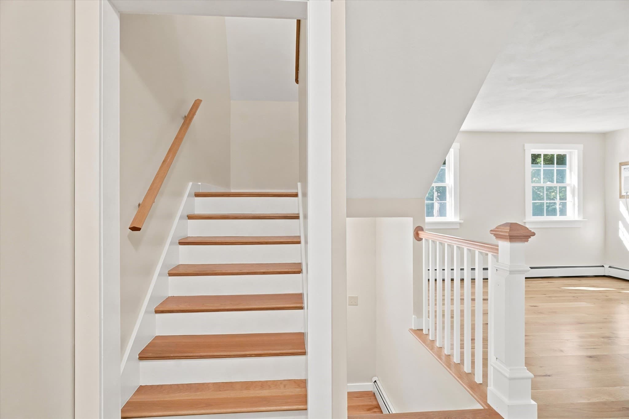 Single Family Residence at 21 Pumpkin Lane, Tewksbury MA 01876, Tewksbury, photo 12 of 42