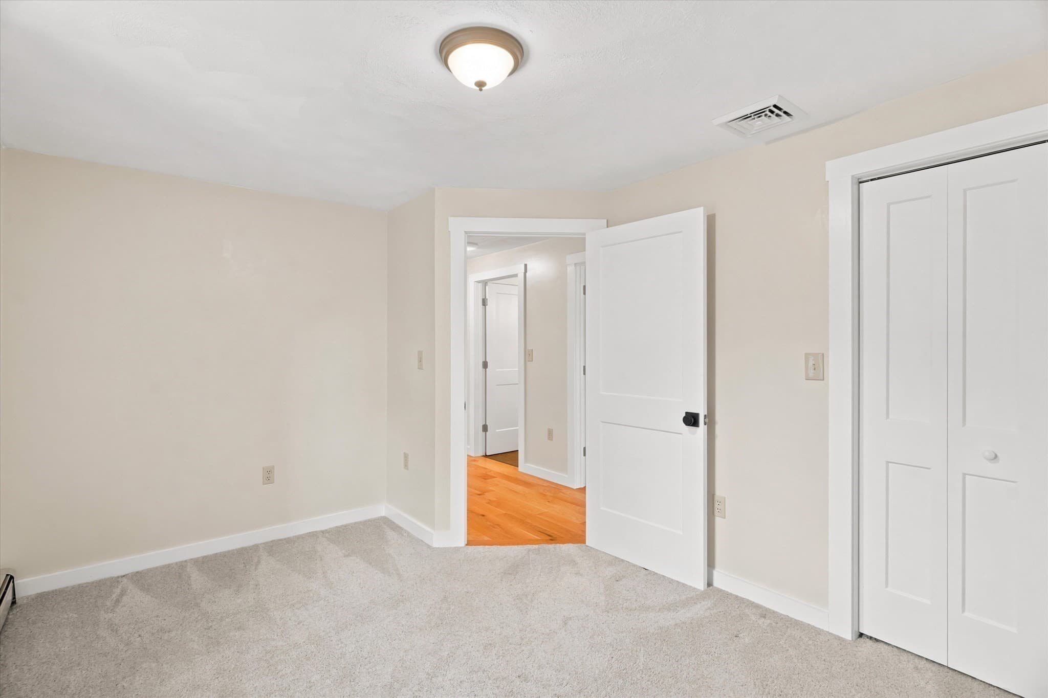 Single Family Residence at 21 Pumpkin Lane, Tewksbury MA 01876, Tewksbury, photo 22 of 42