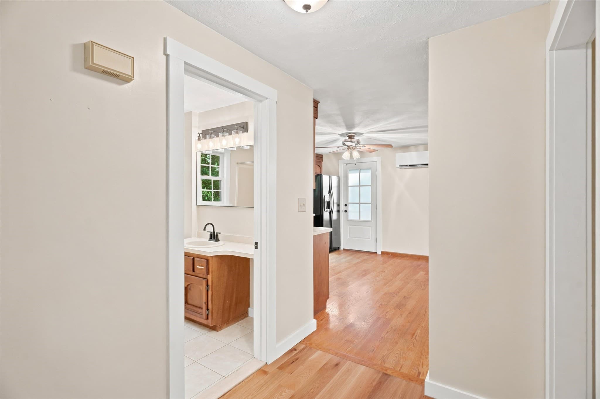 Single Family Residence at 21 Pumpkin Lane, Tewksbury MA 01876, Tewksbury, photo 8 of 42