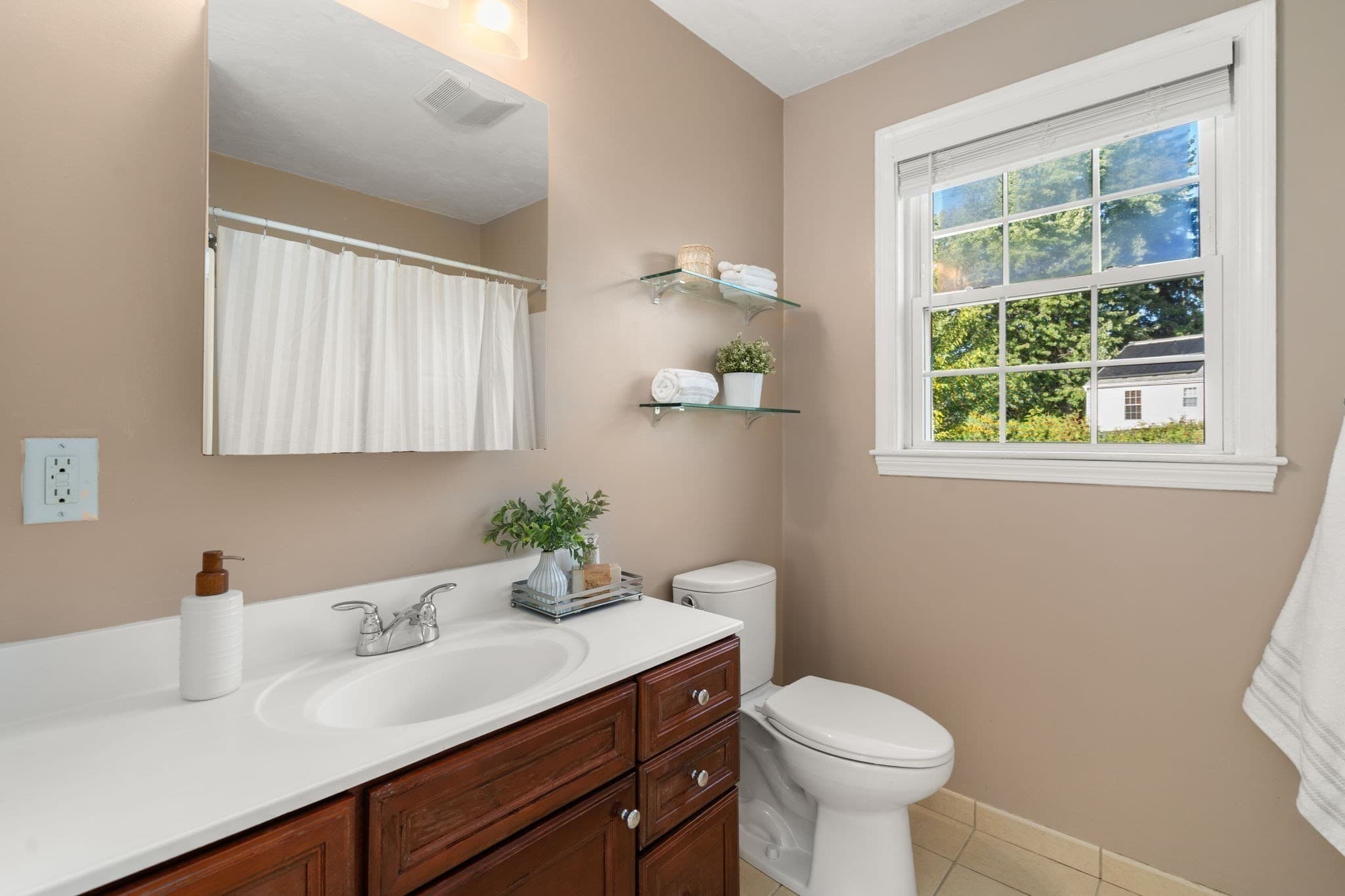 Single Family Residence at 31 Rockmont Road, Arlington MA 02474, Arlington, photo 11 of 23