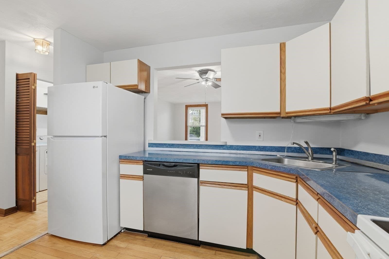 Condominium at 279 Farrington St # 1, Quincy MA 02170, Quincy, photo 15 of 37