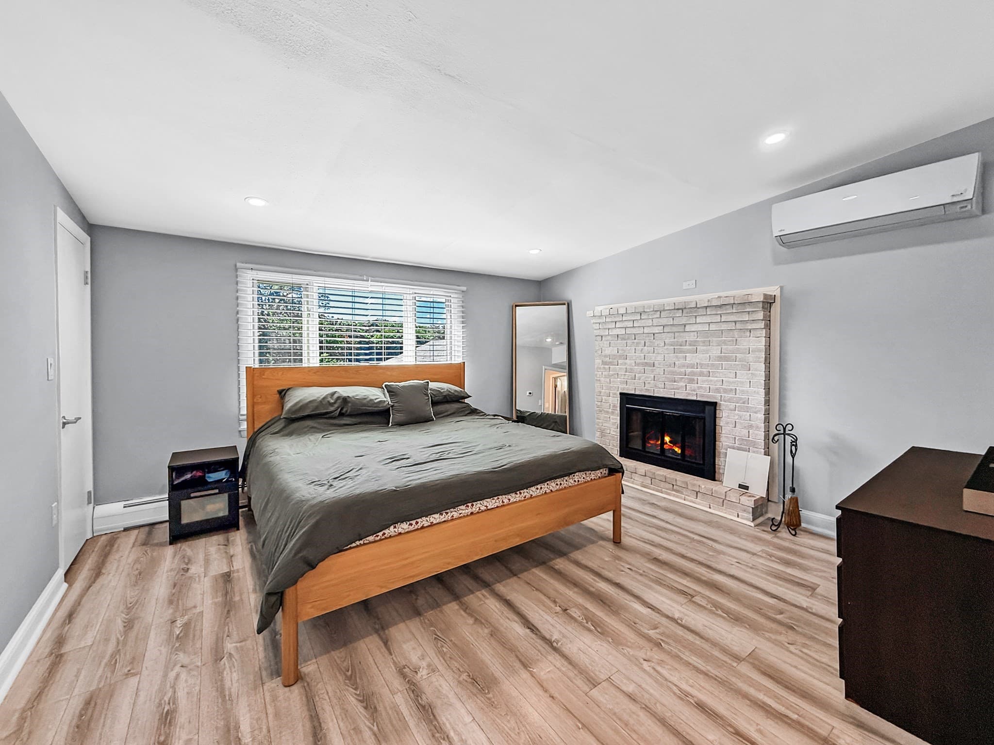 Single Family Residence at 158 Jenness St, Lynn MA 01904, Lynn, photo 11 of 38