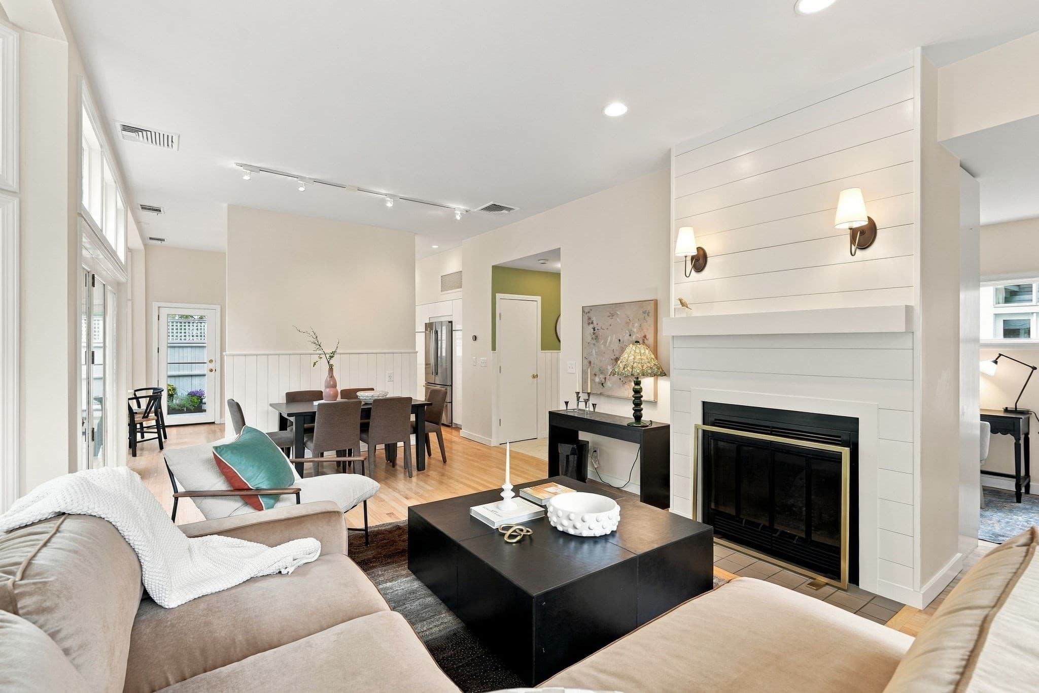 Single Family Residence at 17 Frost St # 17, Cambridge MA 02140, Cambridge, photo 3 of 38