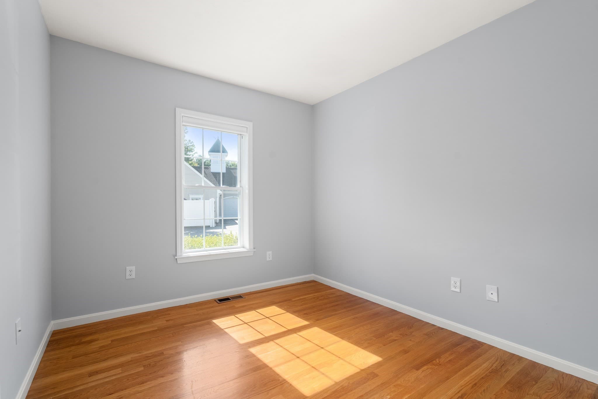 Condominium at 36 Cambridge Road # 32, Woburn MA 01801, Woburn, photo 12 of 13