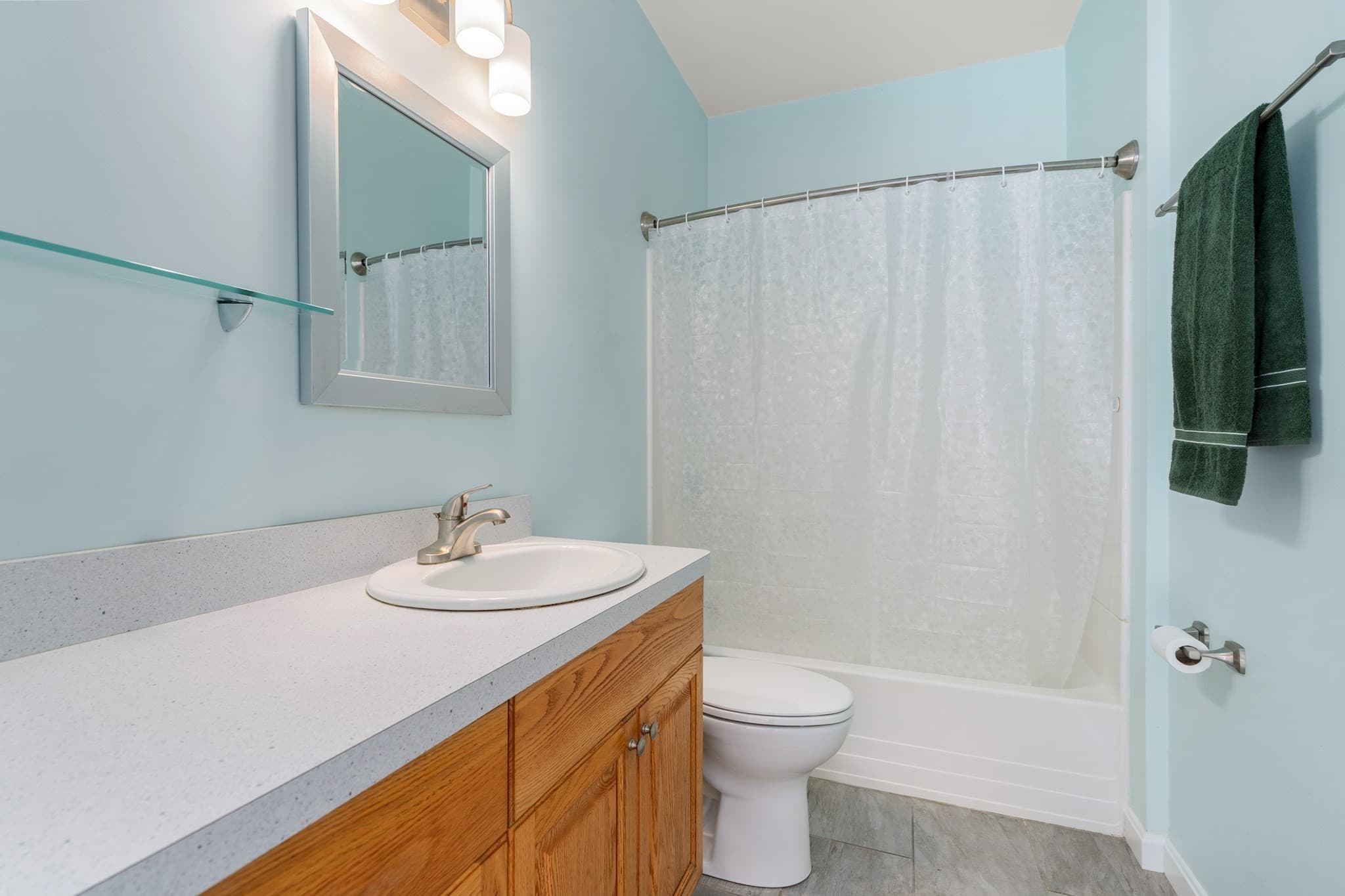 Condominium at 36 Cambridge Road # 32, Woburn MA 01801, Woburn, photo 10 of 13