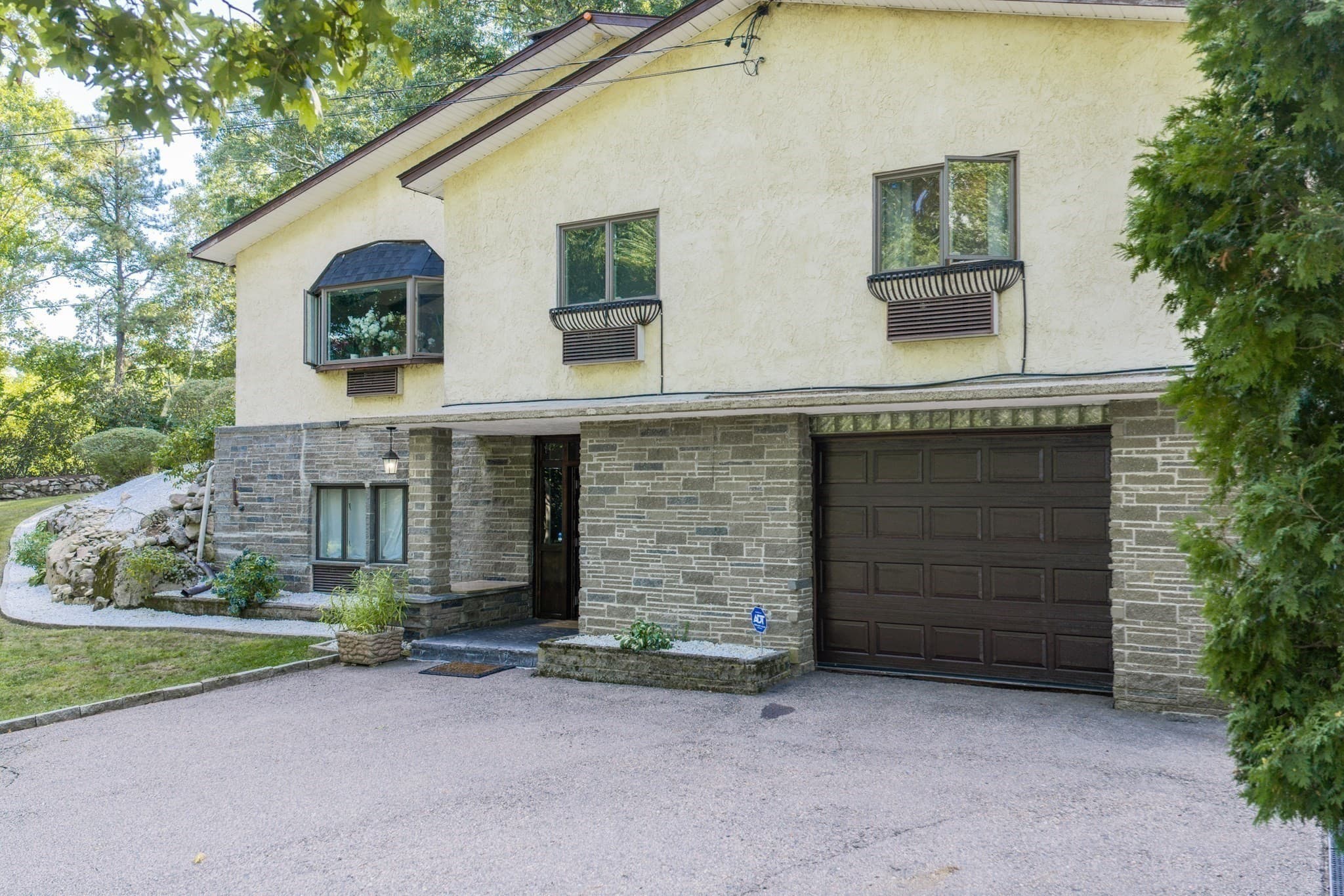 Single Family Residence at 190 Hawes St, Wrentham MA 02093, Wrentham, photo 5 of 42