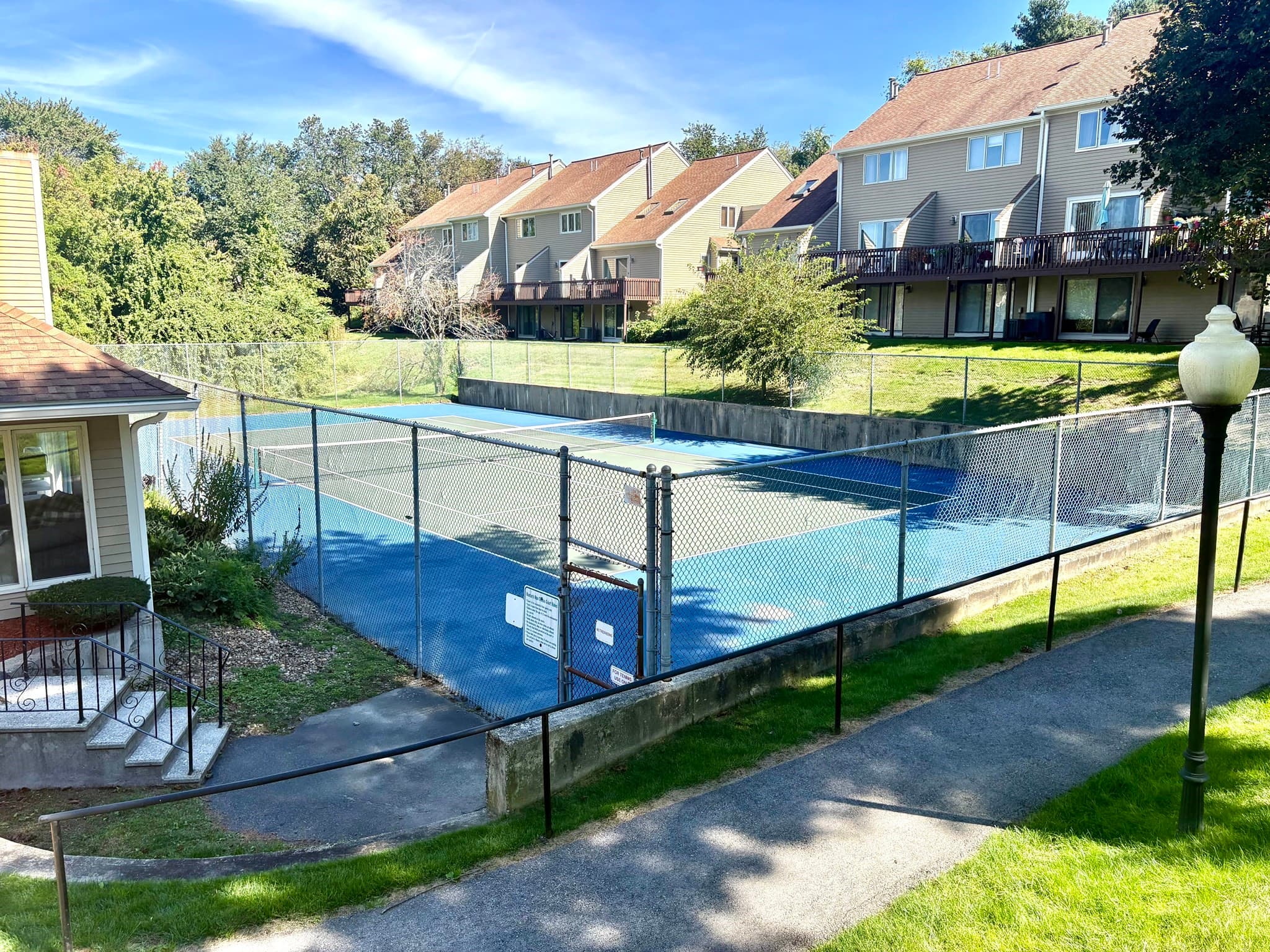Condominium at 81 Hunters Run Place # 81, Haverhill MA 01832, Haverhill, photo 10 of 11