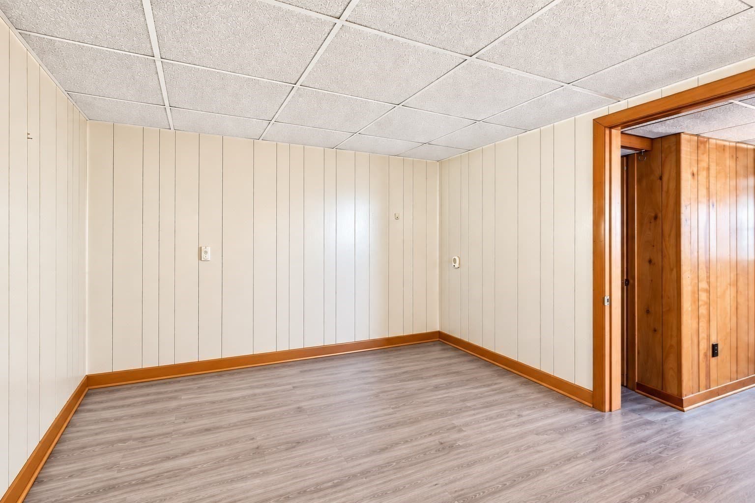 Single Family Residence at 2400 South Main St, Fall River MA 02724, Fall River, photo 35 of 35