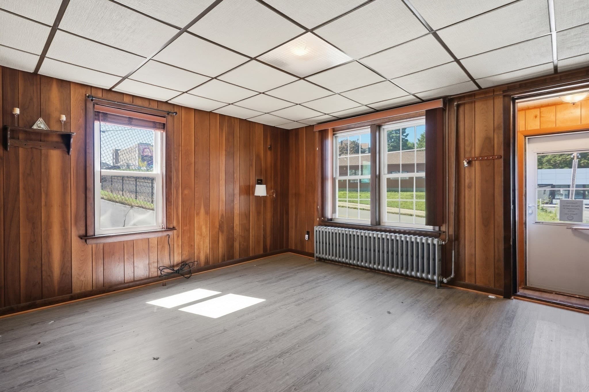 Single Family Residence at 2400 South Main St, Fall River MA 02724, Fall River, photo 25 of 35